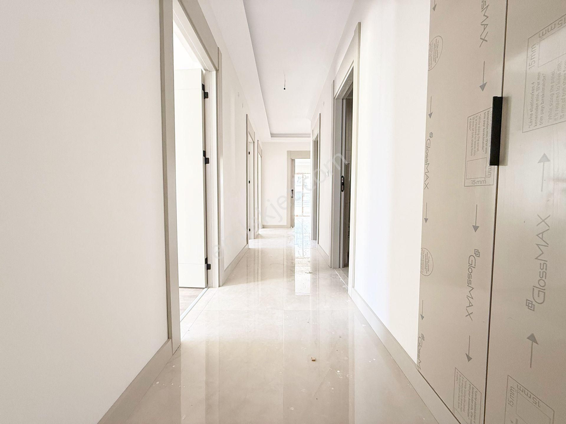 Kayalar'da Sıfır Binada Lüxs Yapılı Site İçerisinde 4+1 Daire - Görsel 28