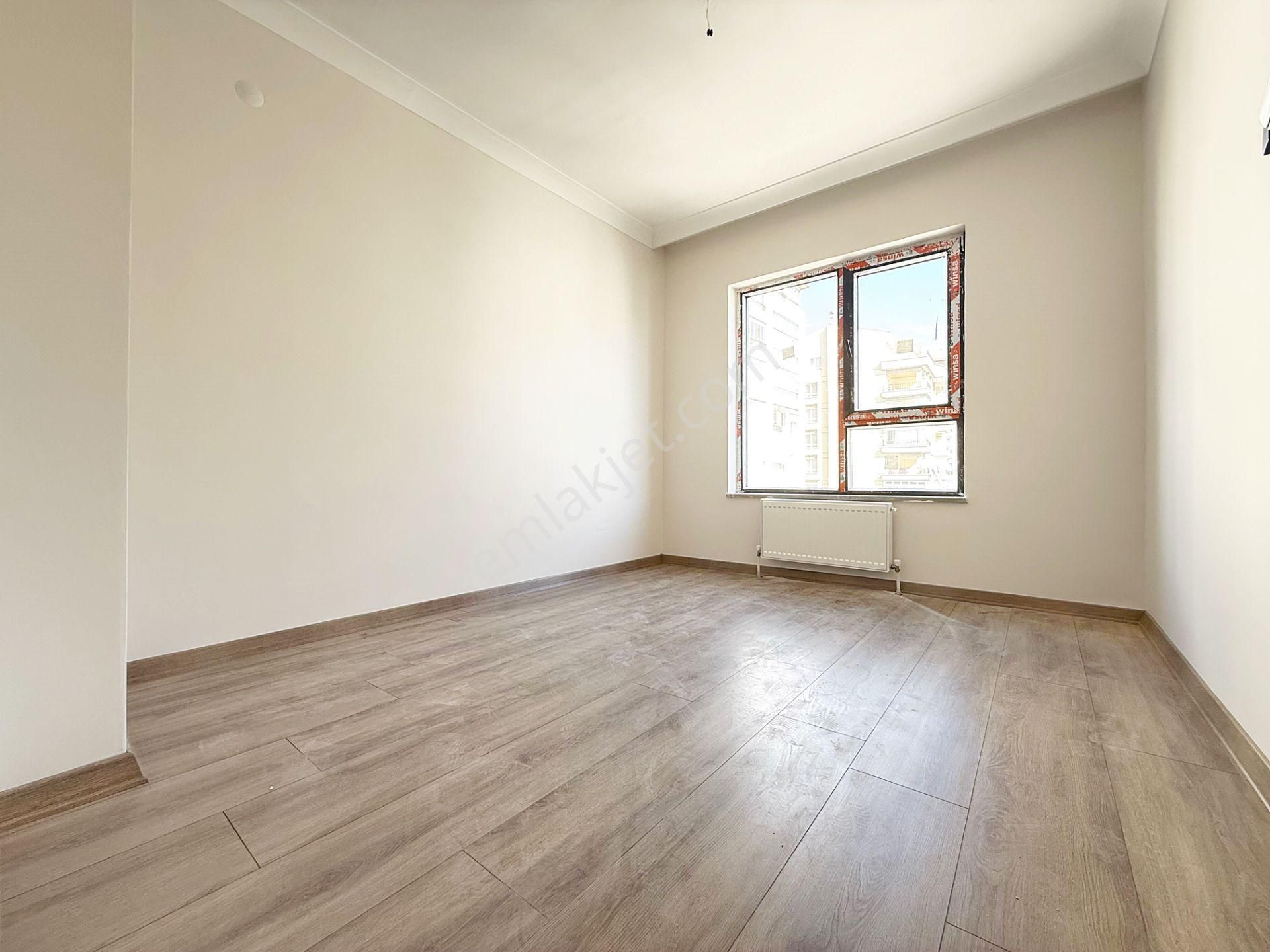 Kayalar'da Sıfır Binada Lüxs Yapılı Site İçerisinde 4+1 Daire - Görsel 22