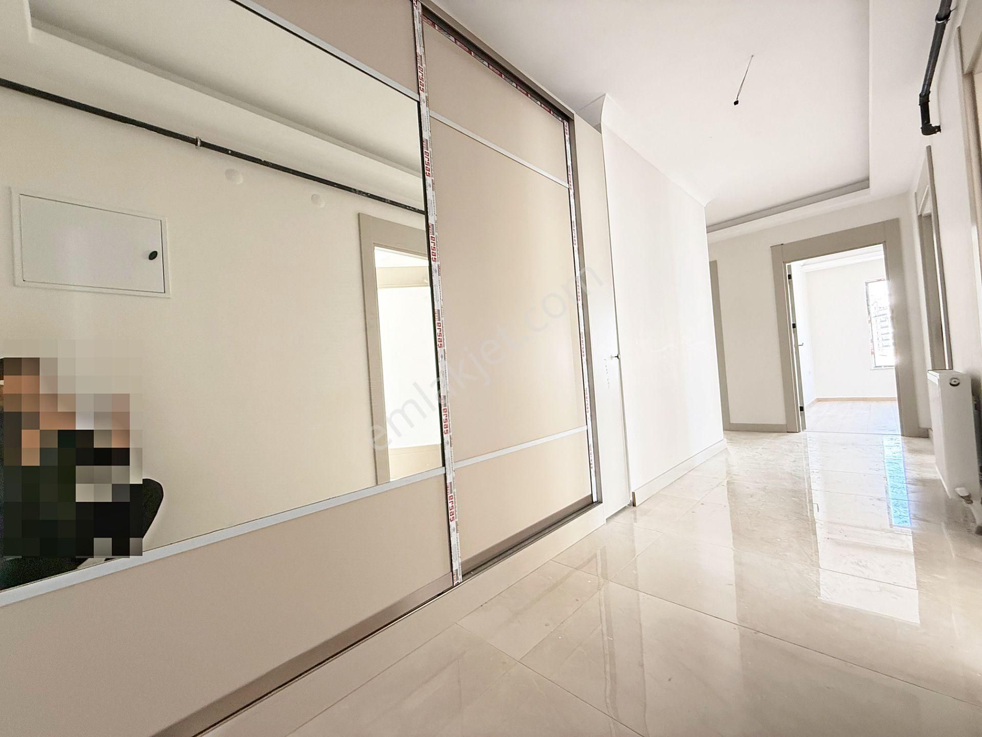 Kayalar'da Sıfır Binada Lüxs Yapılı Site İçerisinde 4+1 Daire - Görsel 27