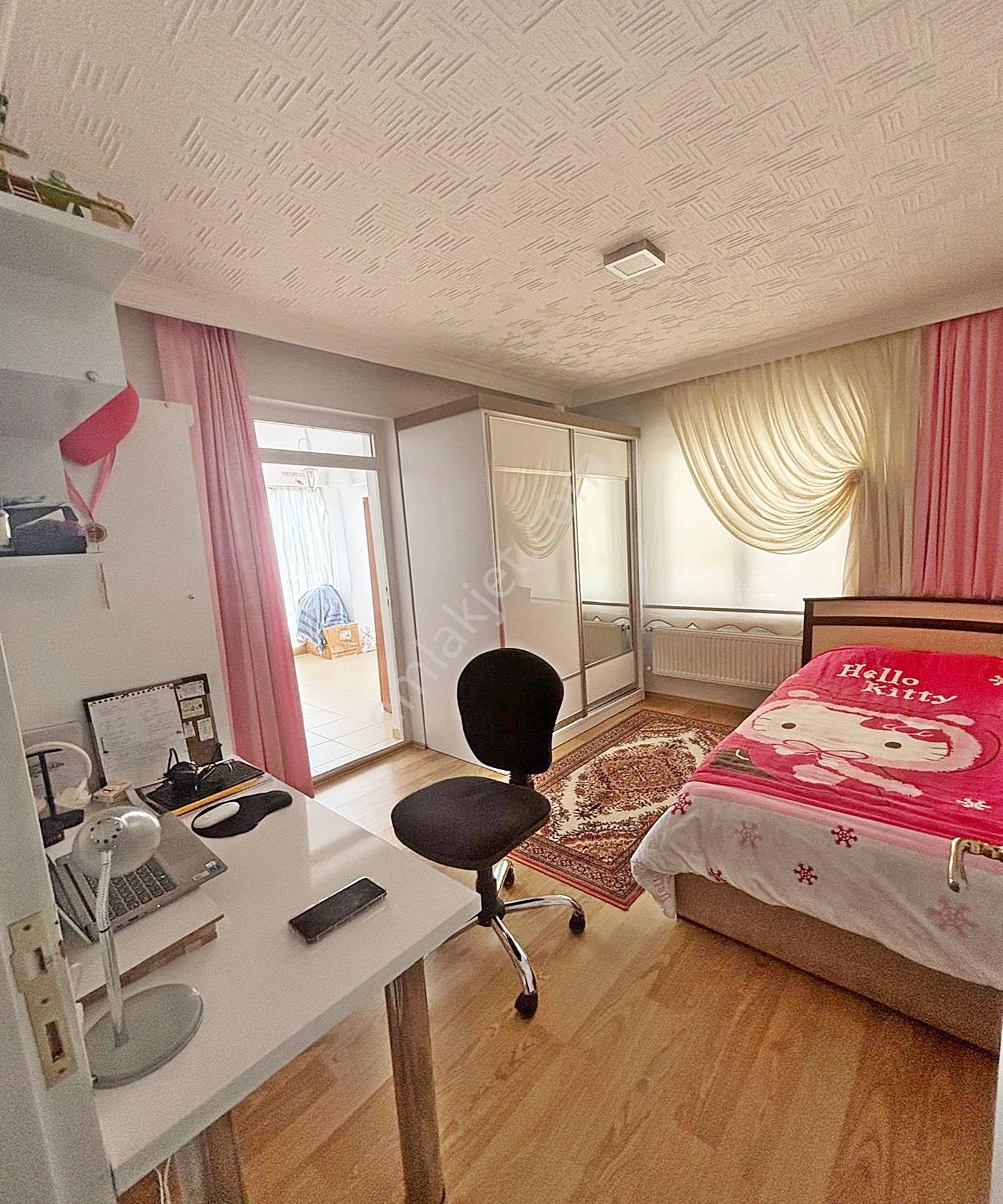 Barıştepe Özkent Orta Okulu Yakını 3+1 Ara Katta Kök Tapulu Dair - Görsel 19