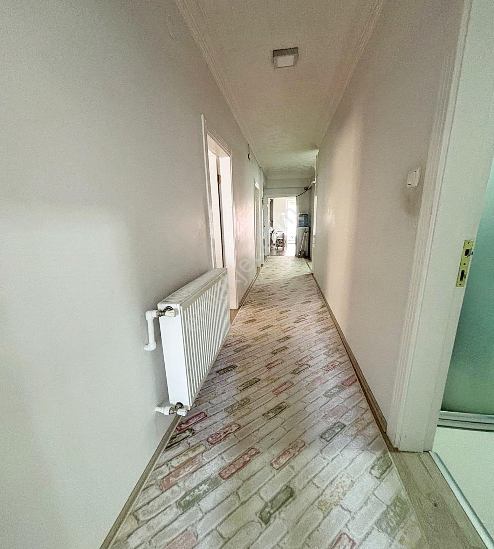 Barıştepe Özkent Orta Okulu Yakını 3+1 Ara Katta Kök Tapulu Dair - Görsel 21