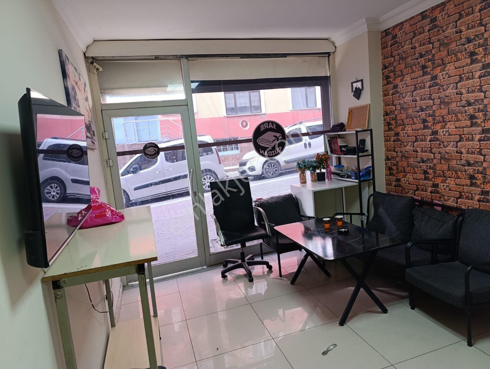 Arı Emlaktan Satılık 150 Dükkan