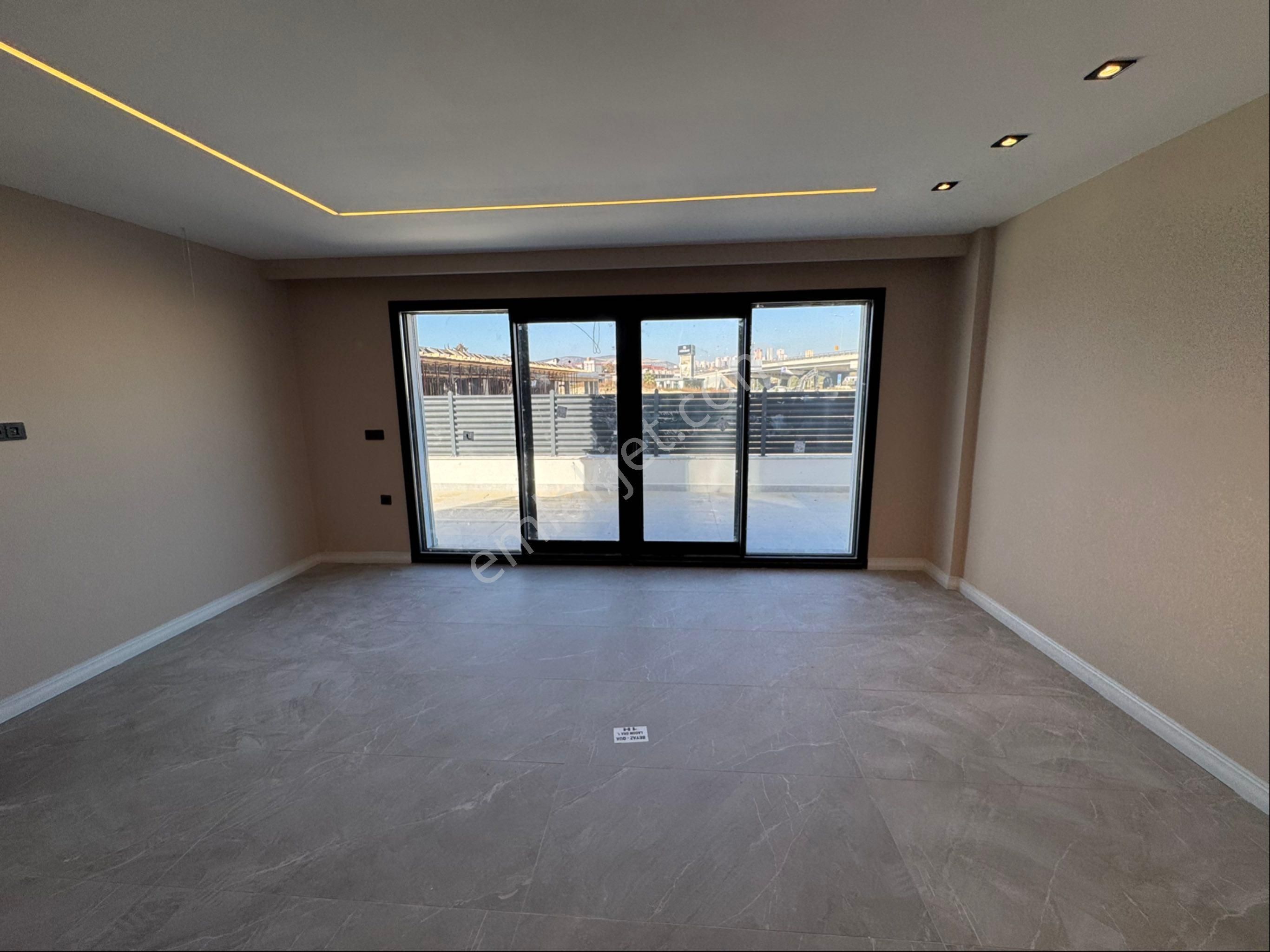 Kuşadası Karaovada 5+1 Özel Havuzlu Hamam Saunalı Ferah Villa - Görsel 23