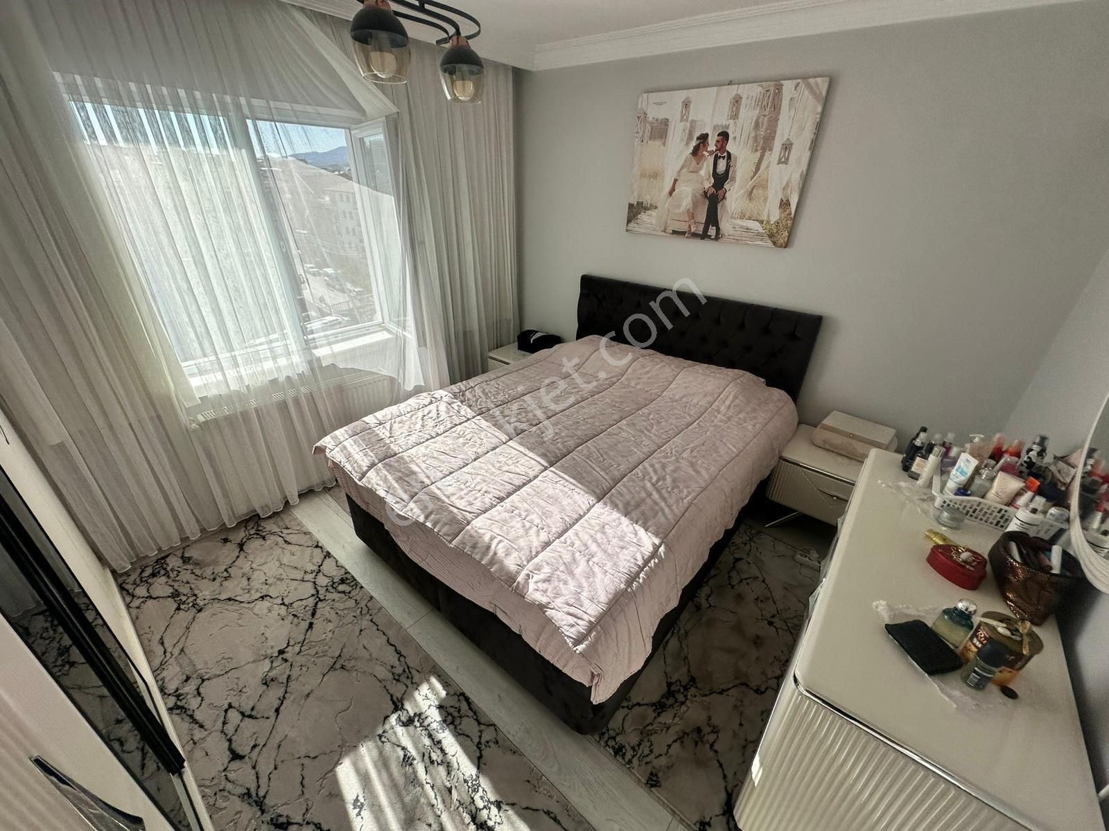 Tandoğan Mh 3+1 Katta Asansörlü Full Yapılı Köşe Başı Daireee - Görsel 22