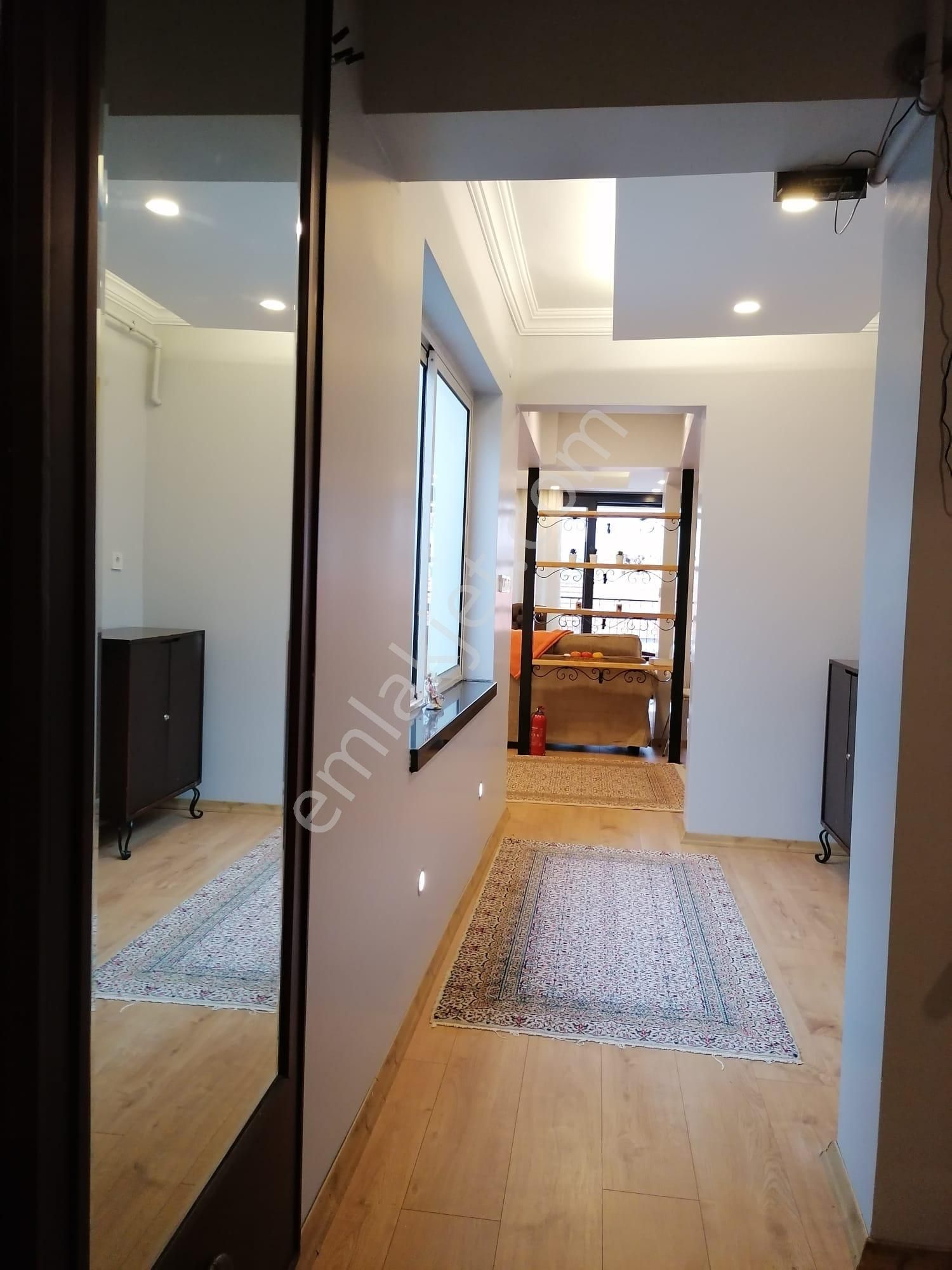 Teraslı, 2 Banyolu, Tam Eşyalı, Aydınlık, Konforlu daire - Görsel 13