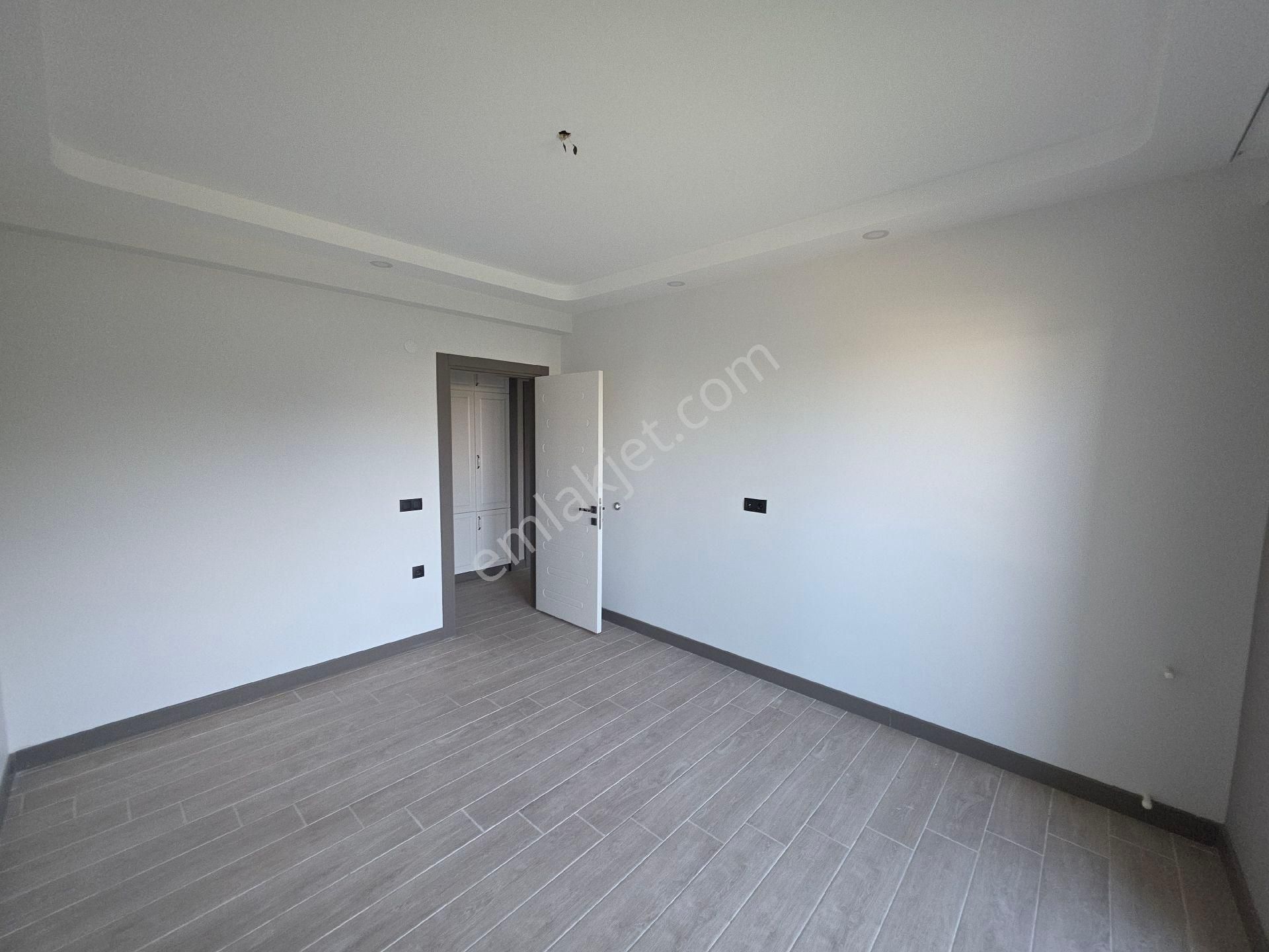 Kuşadası Satılık Sıfır 2+1 Daire - Görsel 12