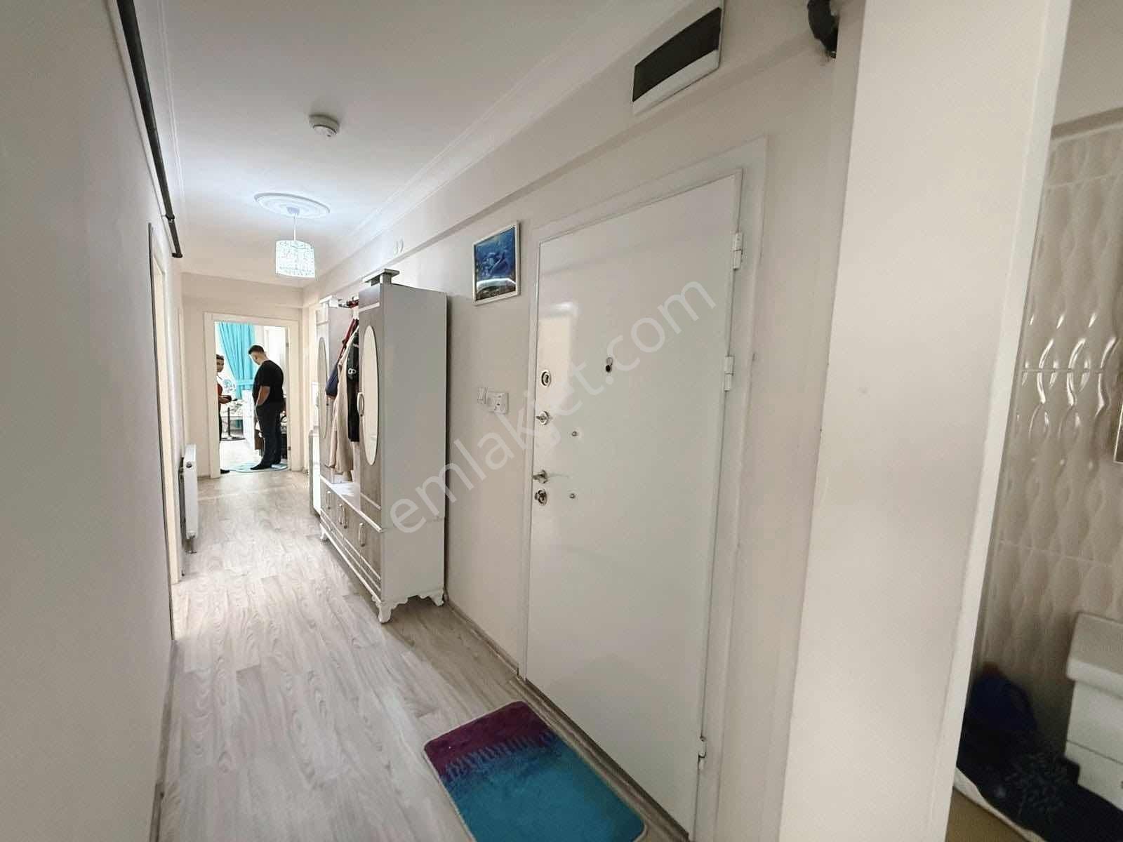 Şentürk Gayrimenkul'den Beşikkaya'da Ara Kat Cadde Üzeri Daire - Görsel 27