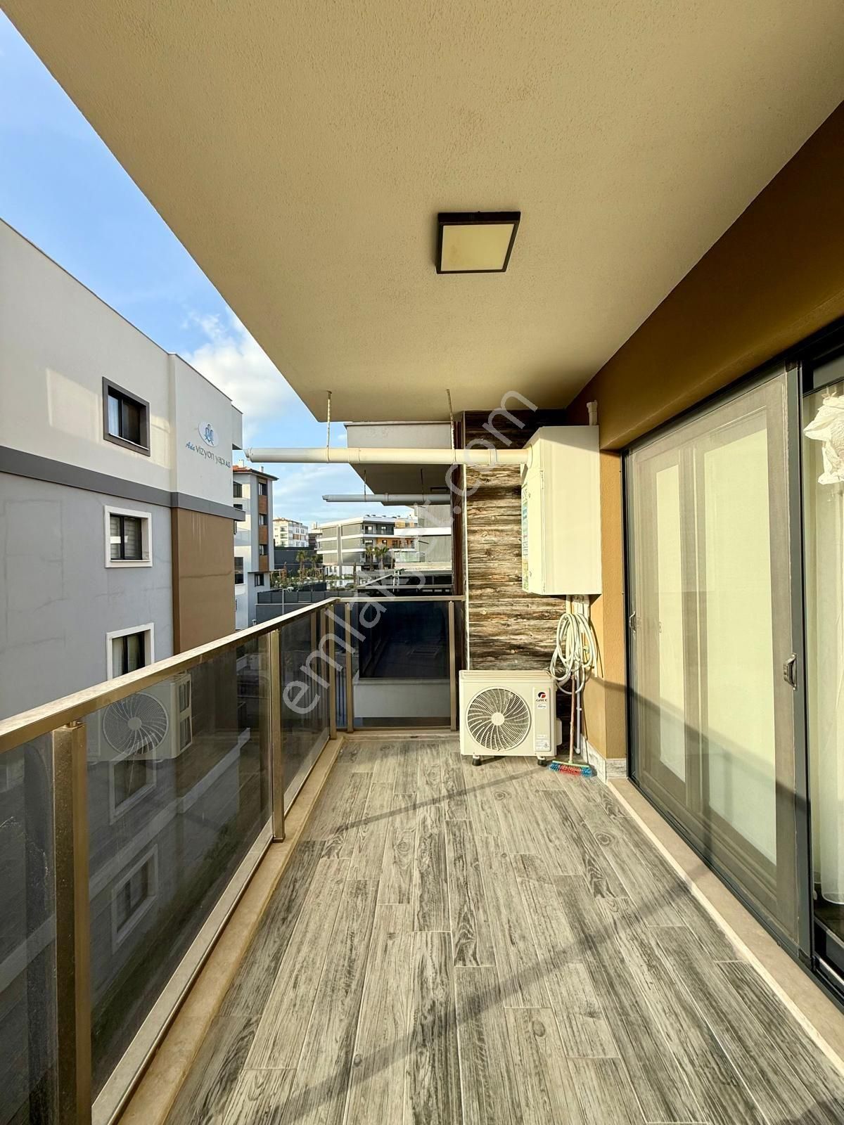 Değirmendere Mah Havuzlu Site 2.kat 2+1 90 M2 Yerden Isıtma Doğalgaz Aktif Görülmeye Değer Daire - Görsel 27