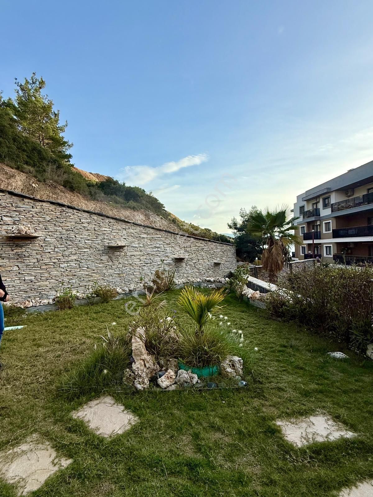 Değirmendere Mah Havuzlu Site 2.kat 2+1 90 M2 Yerden Isıtma Doğalgaz Aktif Görülmeye Değer Daire - Görsel 30