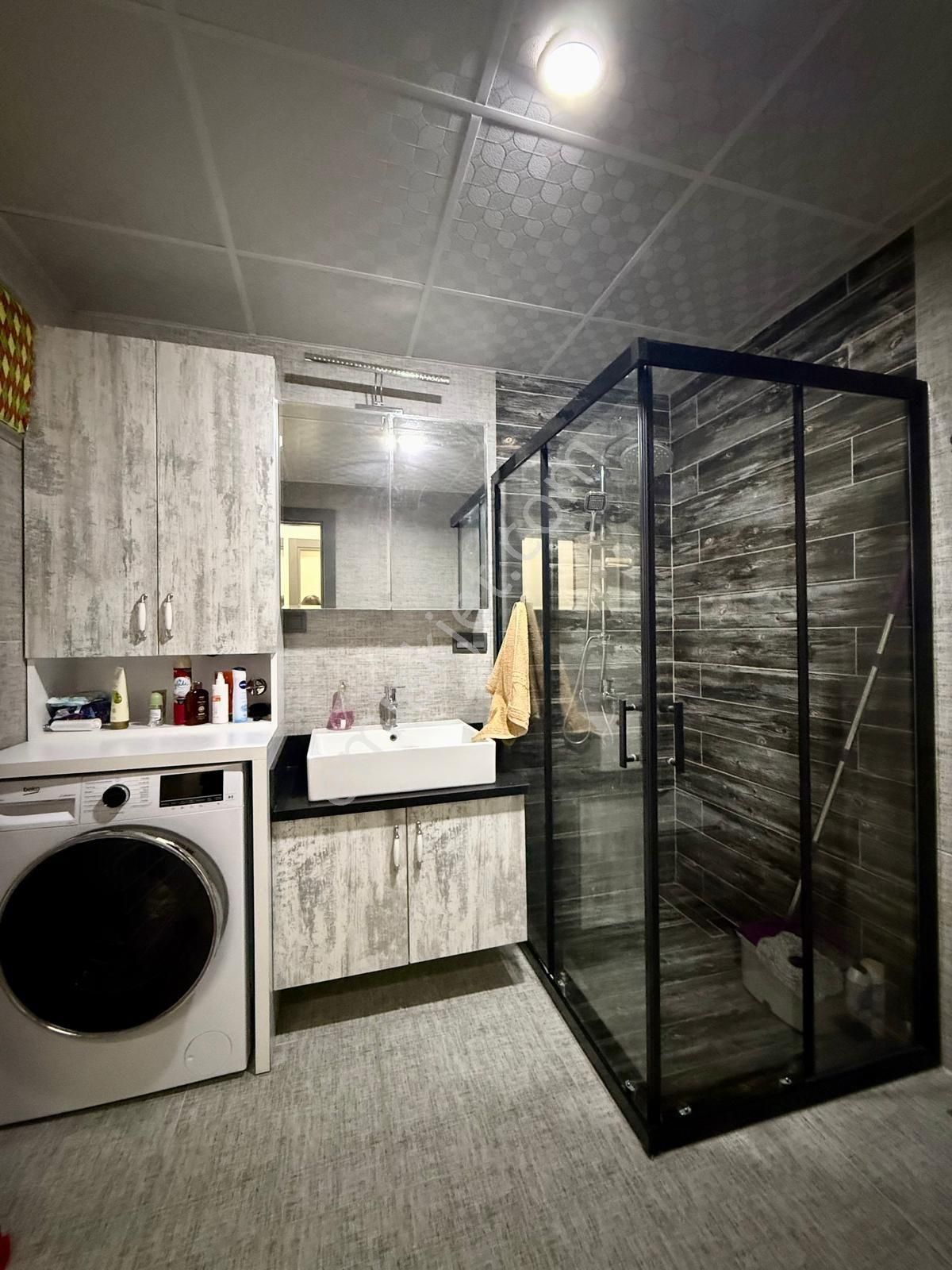 Değirmendere Mah Havuzlu Site 2.kat 2+1 90 M2 Yerden Isıtma Doğalgaz Aktif Görülmeye Değer Daire - Görsel 11