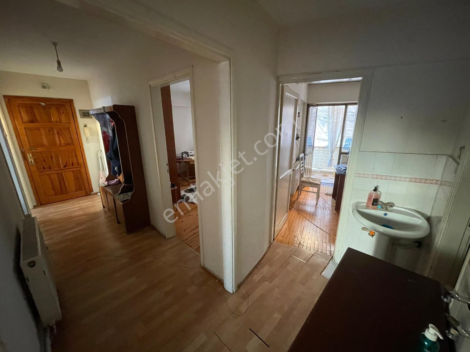 Atatürk Kent Meydanı Yanı – 2+1 Ayrı Mutfak Yatırımlık Daıre