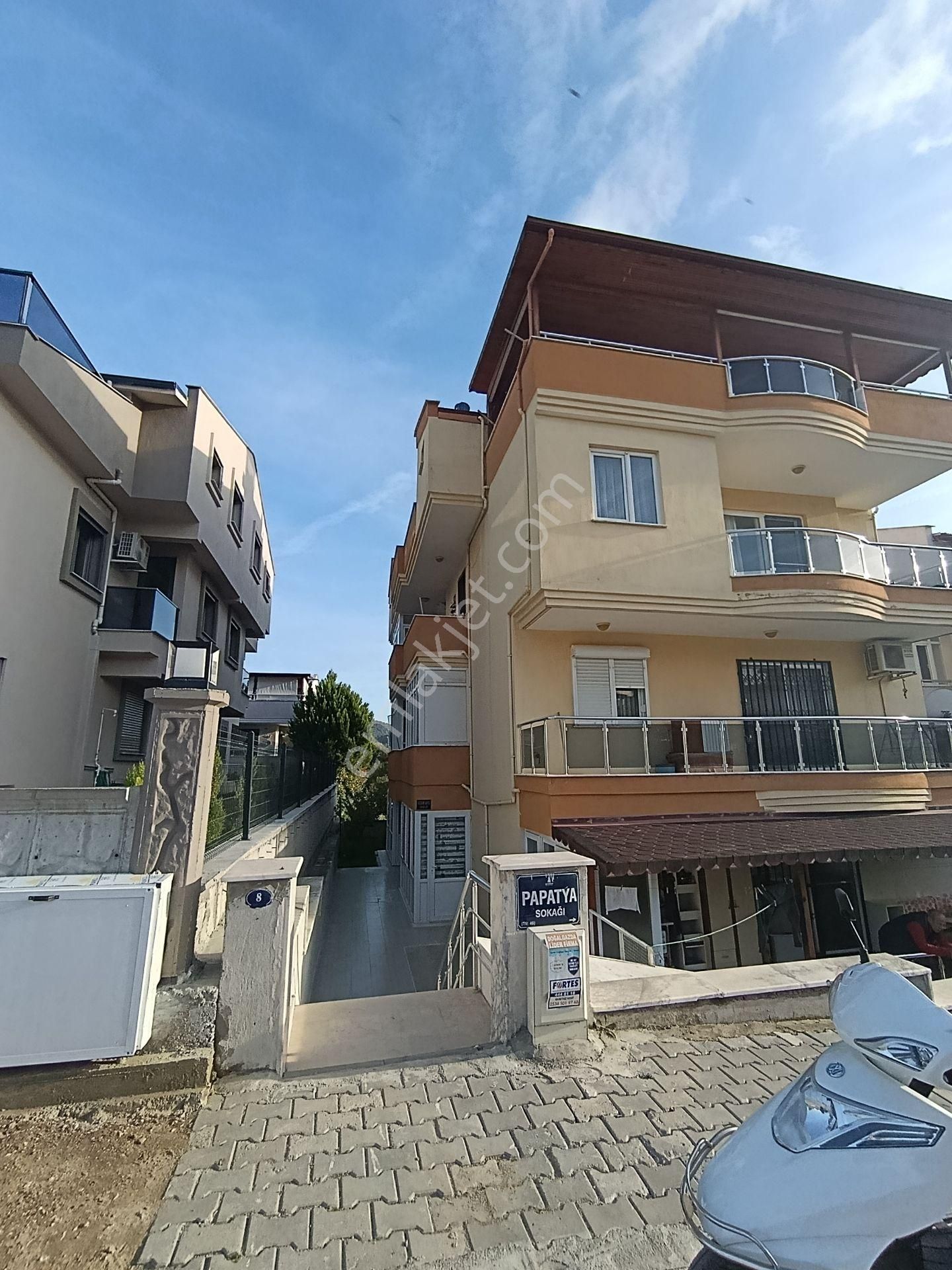Yeni Hastane Yakınında Full Eşyalı Masrafsız 2+1 Bahçe Katı - Görsel 32