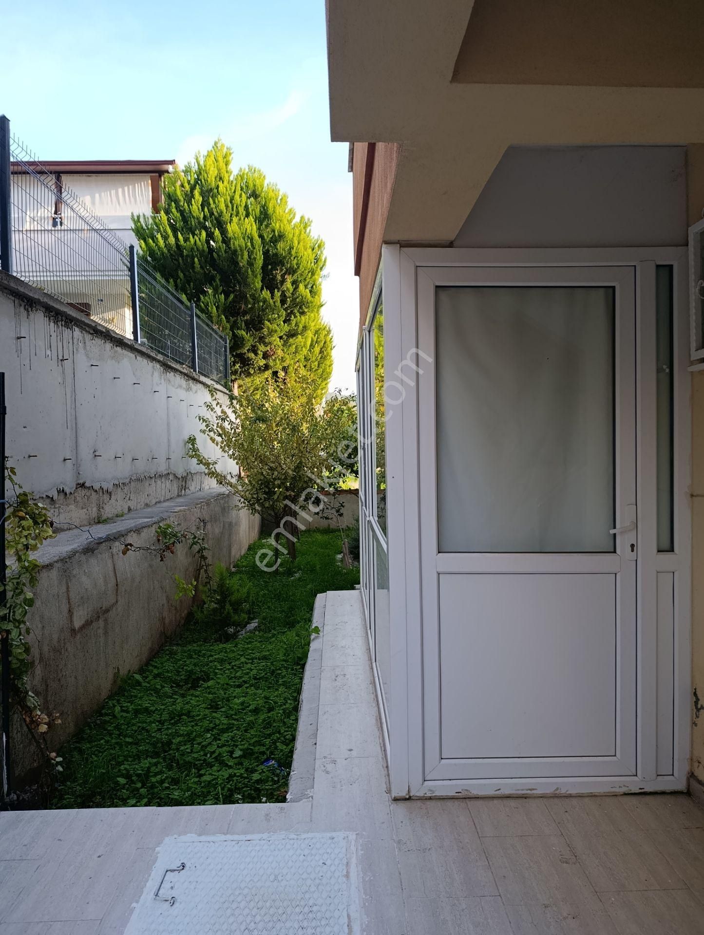 Yeni Hastane Yakınında Full Eşyalı Masrafsız 2+1 Bahçe Katı - Görsel 2