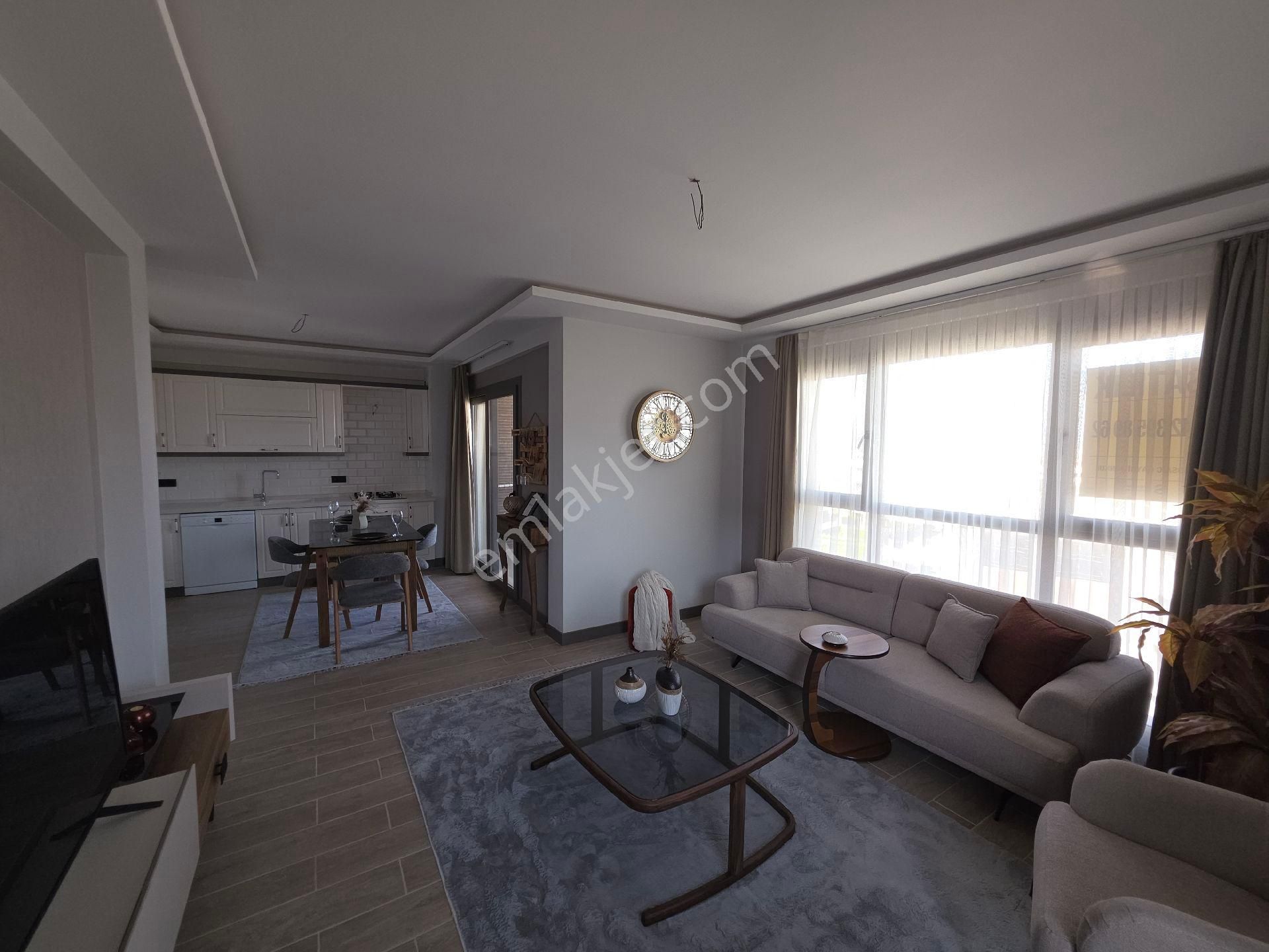 Kuşadası Satılık Sıfır 2+1 Full Eşyalı Daire - Görsel 4