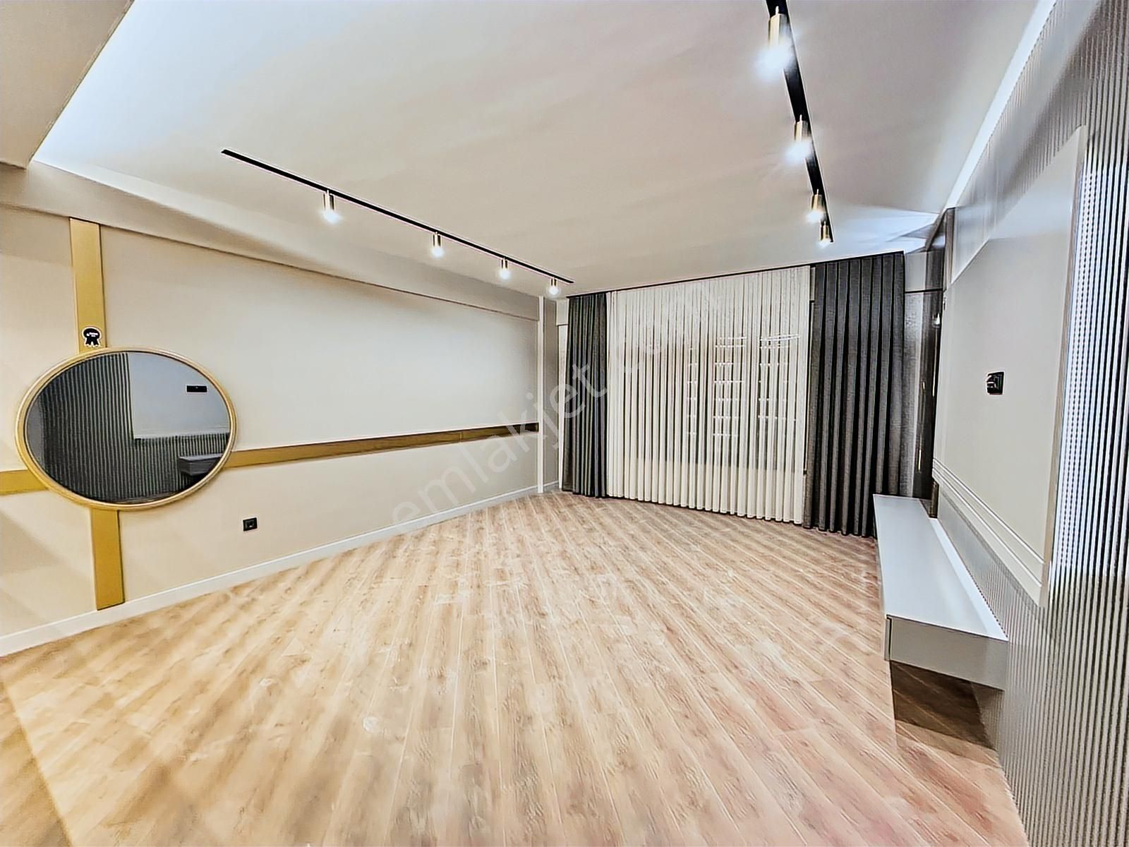 Osmangazi'de 4,5+1 300 M² Lüx Daire .! - Görsel 33