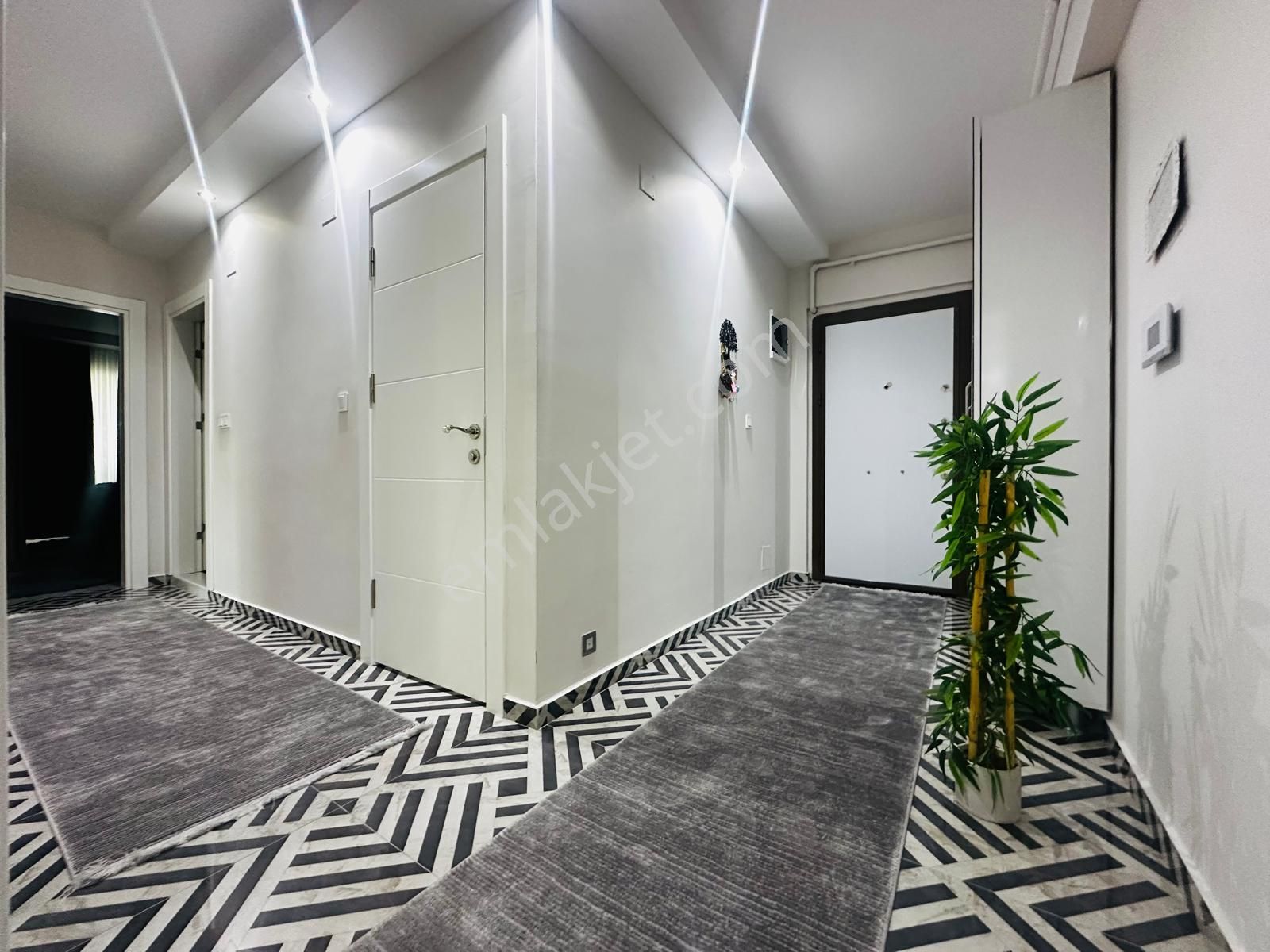 🏡 Göl-san Gayrimenkul’den 🏡 Yeşil Mah. Site İçerisinde 3+1 Köşe Dairee!! - Görsel 6