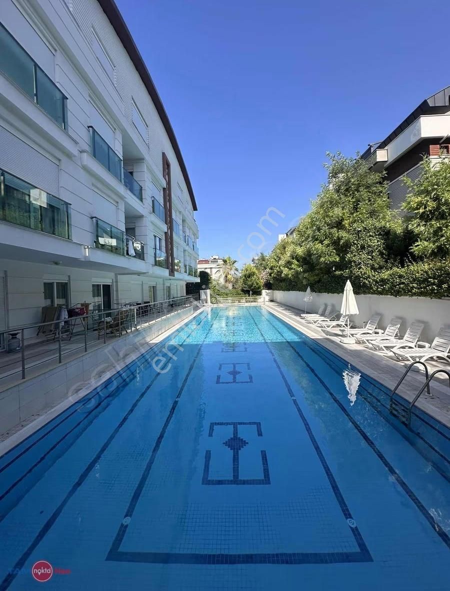 Güzeloba'da Havuzlu Kapalı Otoparklı 1+1 Eşyalı Kiralık Daire - Görsel 4