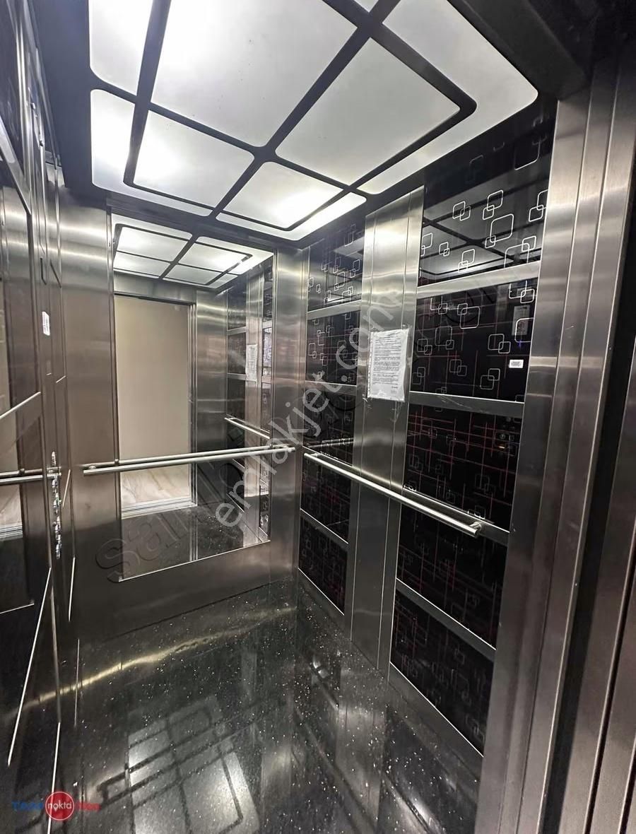 Güzeloba'da Havuzlu Kapalı Otoparklı 1+1 Eşyalı Kiralık Daire - Görsel 17