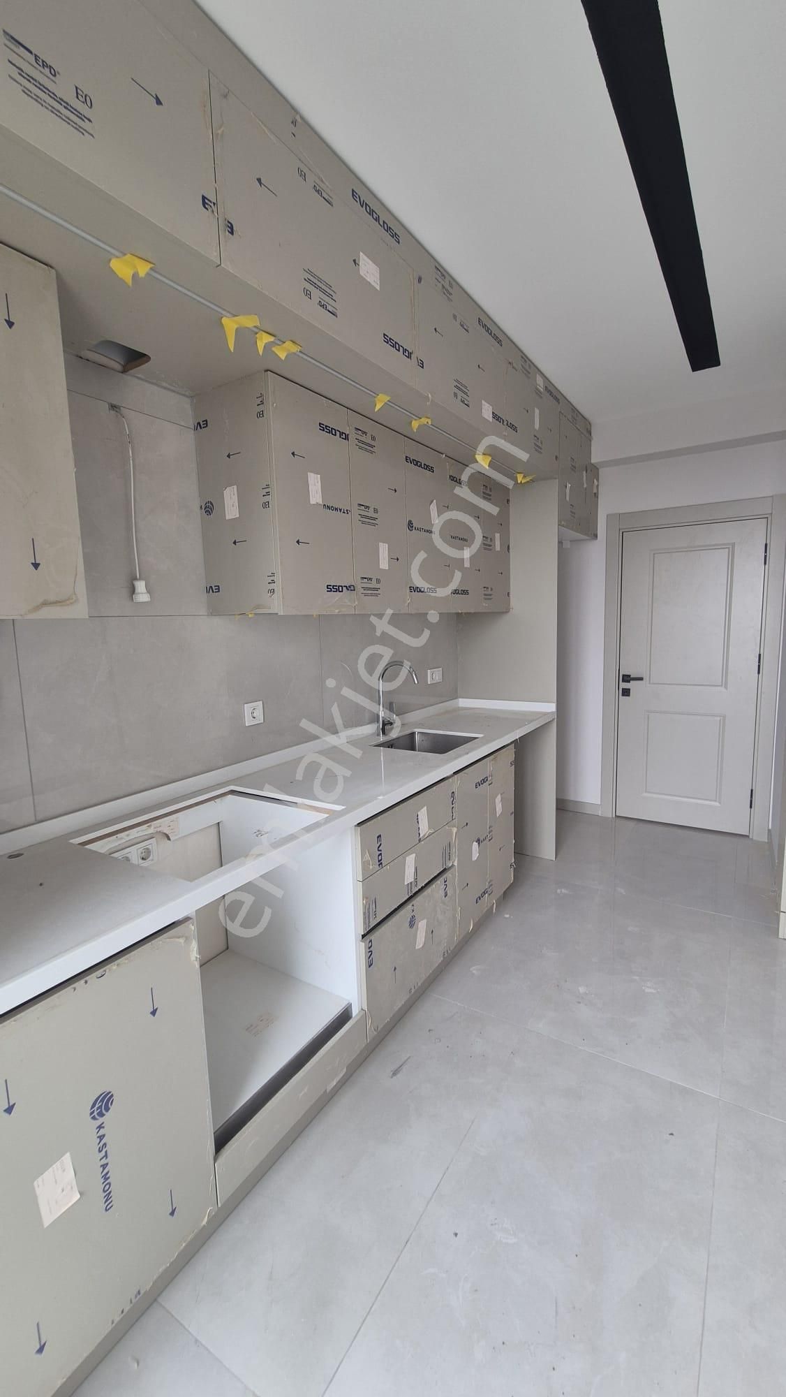 Pendik'te Leb-i Derya Evleri 2+1 Kiralık Daire - Görsel 20