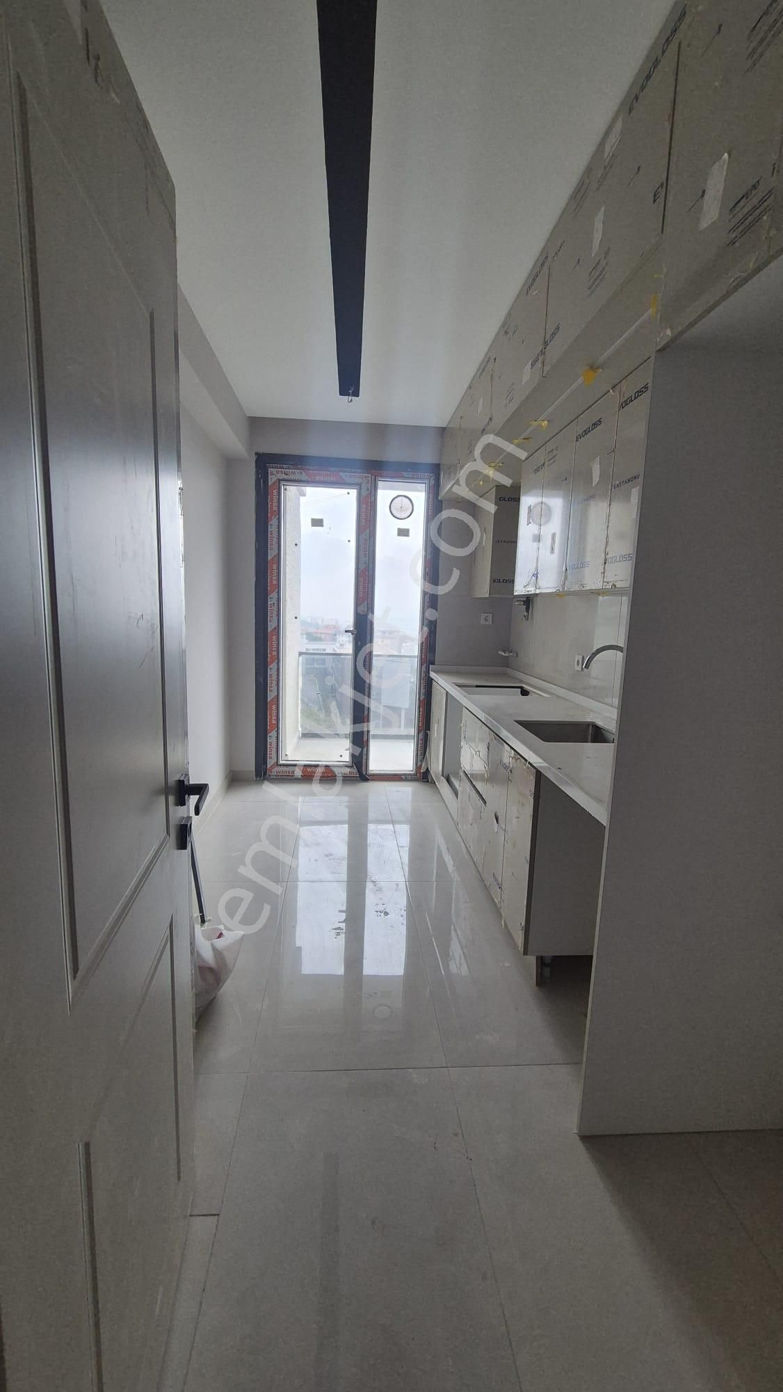 Pendik'te Leb-i Derya Evleri 2+1 Kiralık Daire - Görsel 17