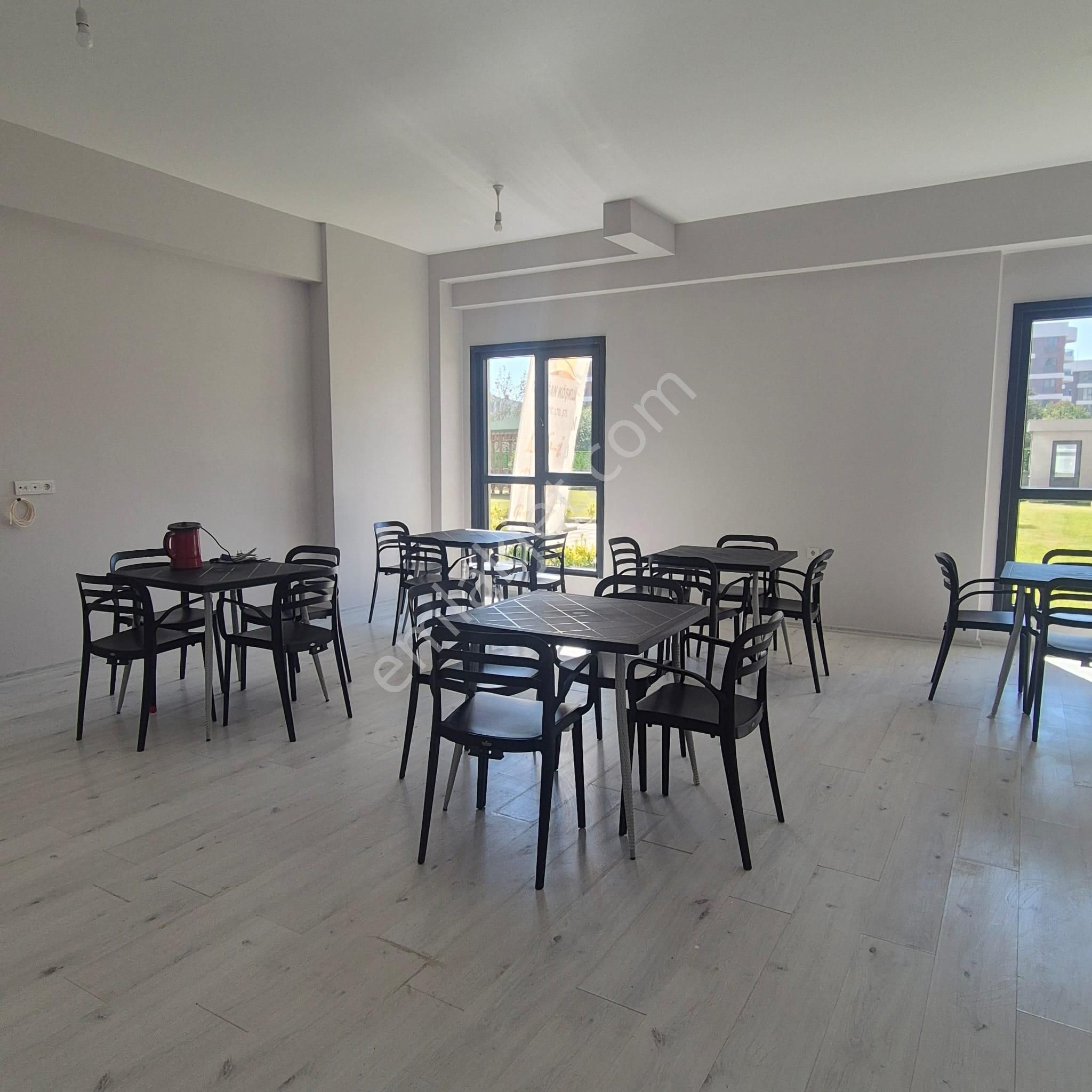 Pendik'te Leb-i Derya Evleri 2+1 Kiralık Daire - Görsel 25