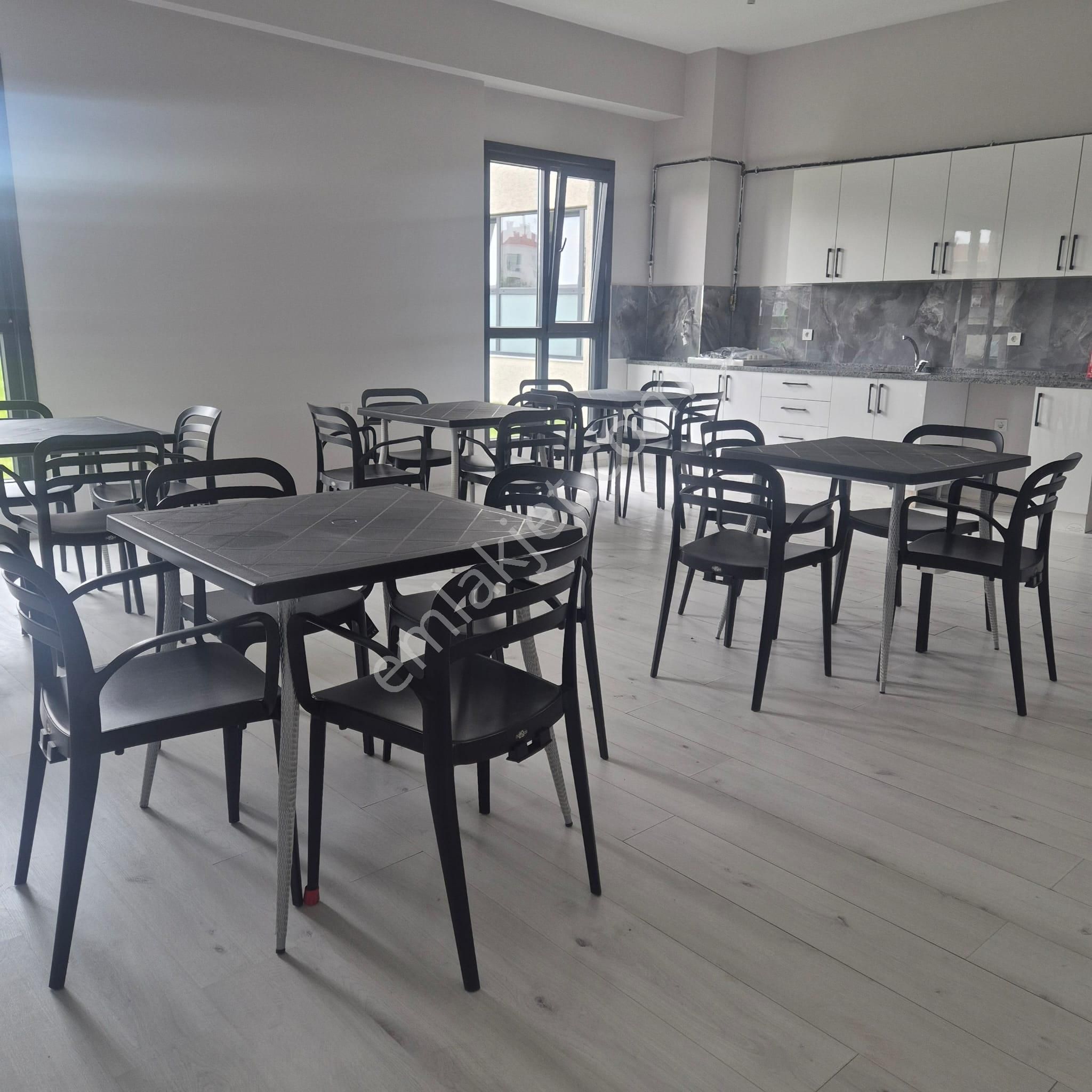 Pendik'te Leb-i Derya Evleri 2+1 Kiralık Daire - Görsel 33