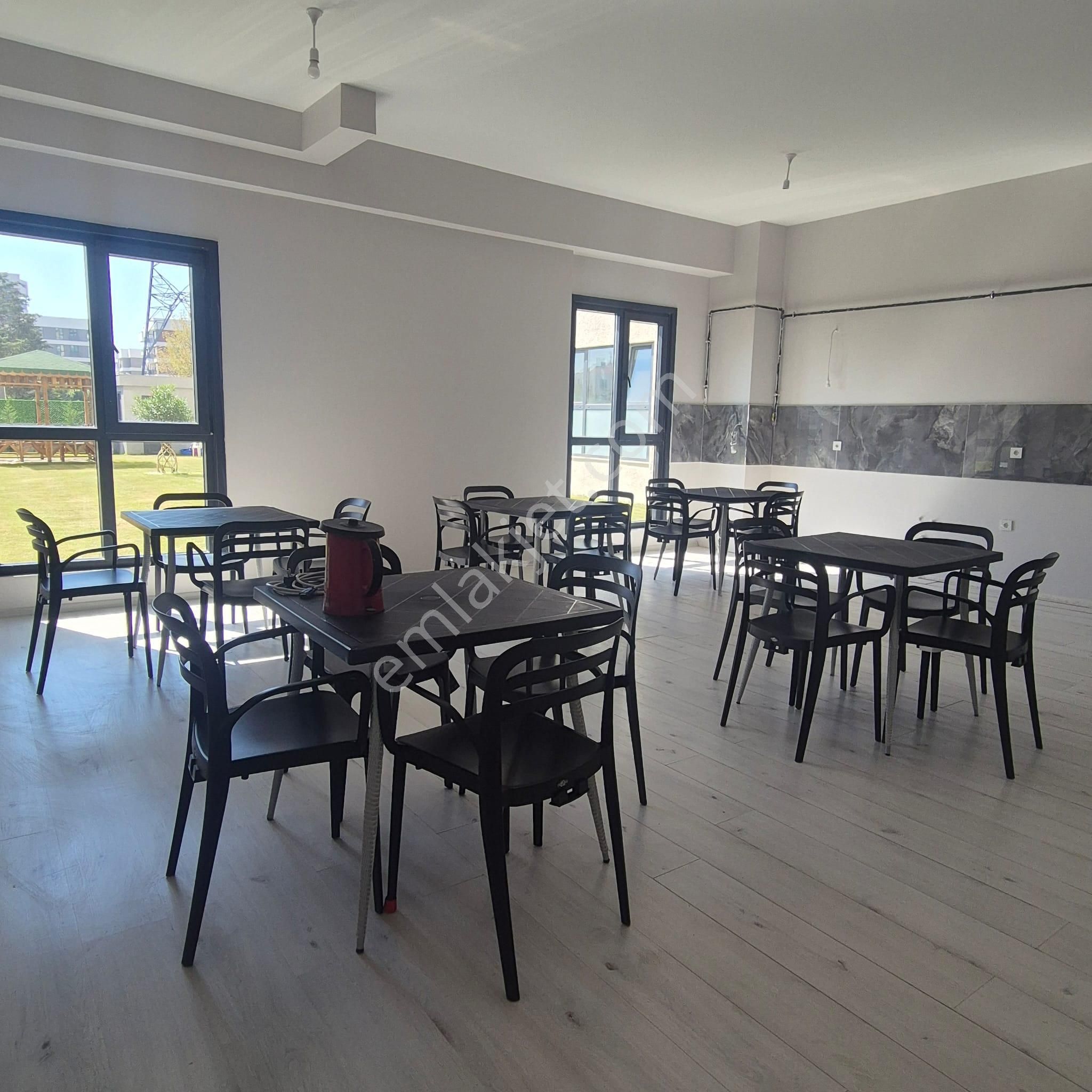 Pendik'te Leb-i Derya Evleri 2+1 Kiralık Daire - Görsel 26