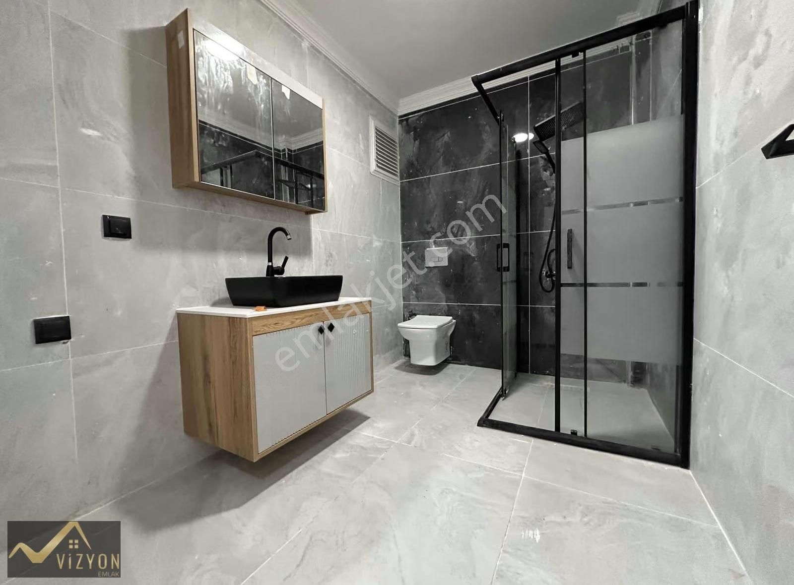 Vizyon Emlak'tan Bayramoğlunda Asansörlü Ebeveyn Banyolu Arakat - Görsel 8