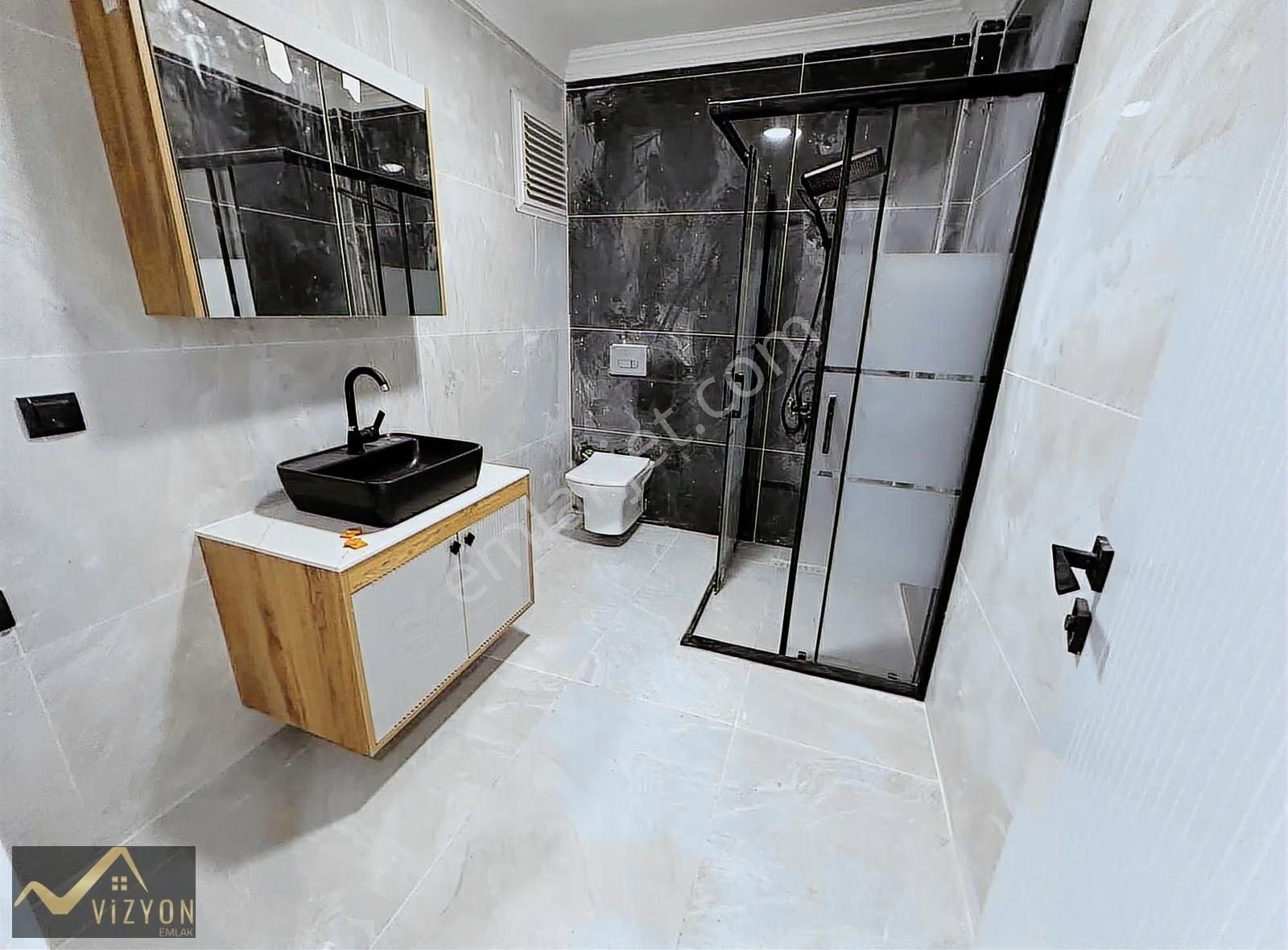 Vizyon Emlak'tan Bayramoğlunda Asansörlü Ebeveyn Banyolu Arakat - Görsel 20