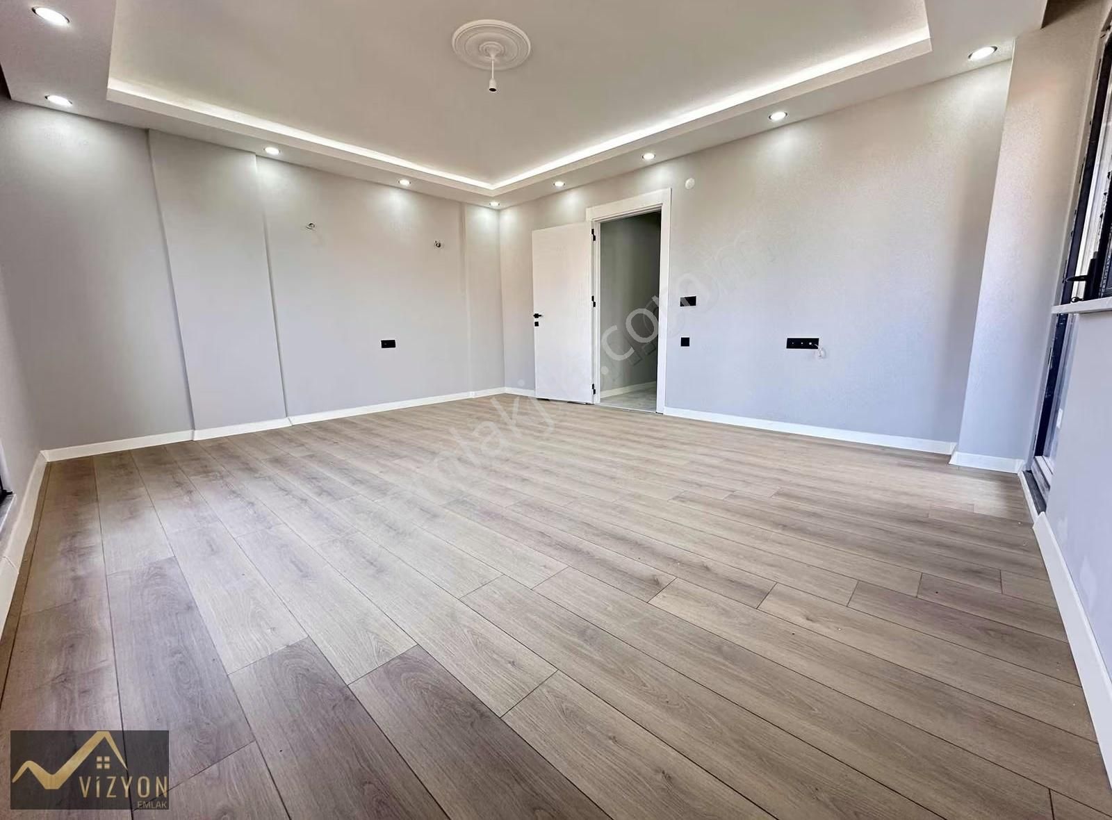 Vizyon Emlak'tan Bayramoğlunda Asansörlü Ebeveyn Banyolu Arakat