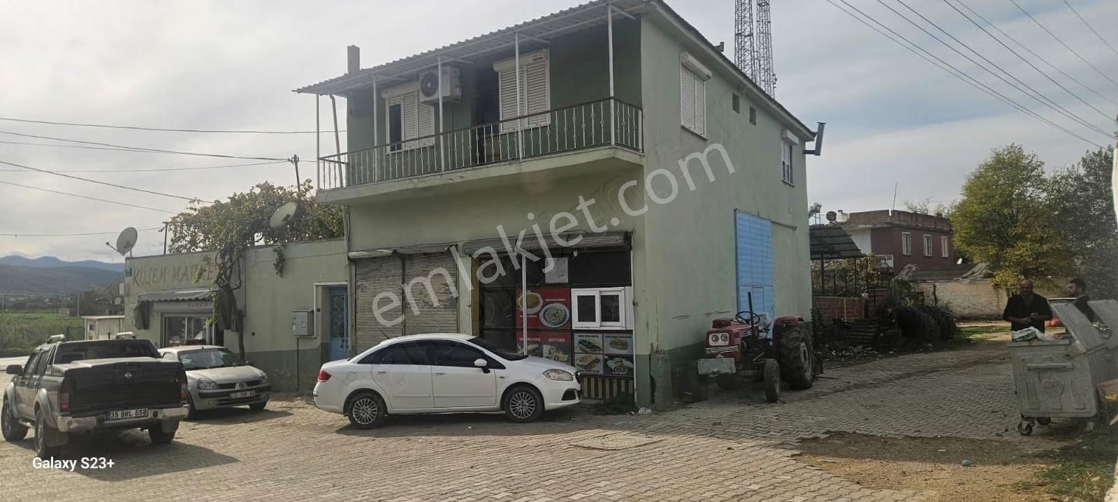 Tiretorbalı Yoluna Cephe 251m² 4+1 Ev + 4 Dükkan + Depo + Garaj - Görsel 6