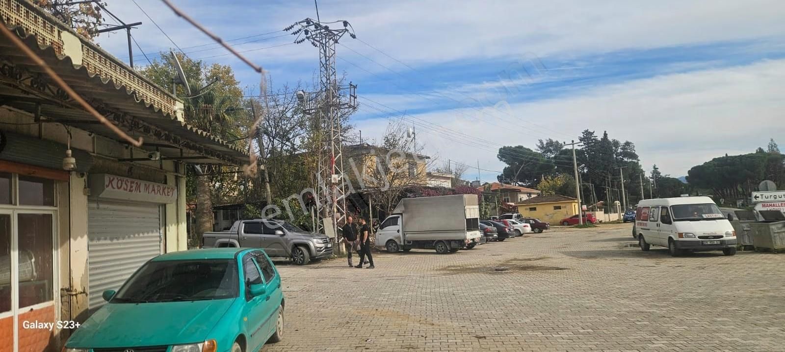 Tiretorbalı Yoluna Cephe 251m² 4+1 Ev + 4 Dükkan + Depo + Garaj - Görsel 5