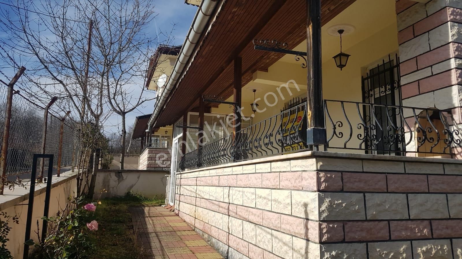 Adalet Gold Group Emlak'tan Satılık Çam İçinde Müstakil İki Katlı Uygun Fiyata Yapılı Bahçeli - Görsel 4