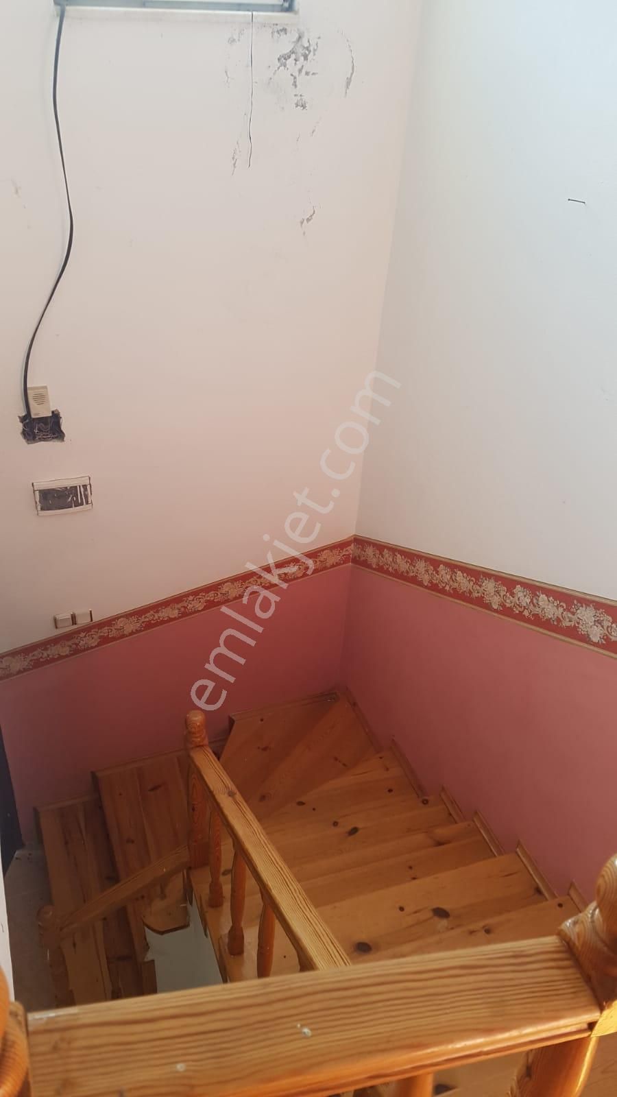 Adalet Gold Group Emlak'tan Satılık Çam İçinde Müstakil İki Katlı Uygun Fiyata Yapılı Bahçeli - Görsel 15