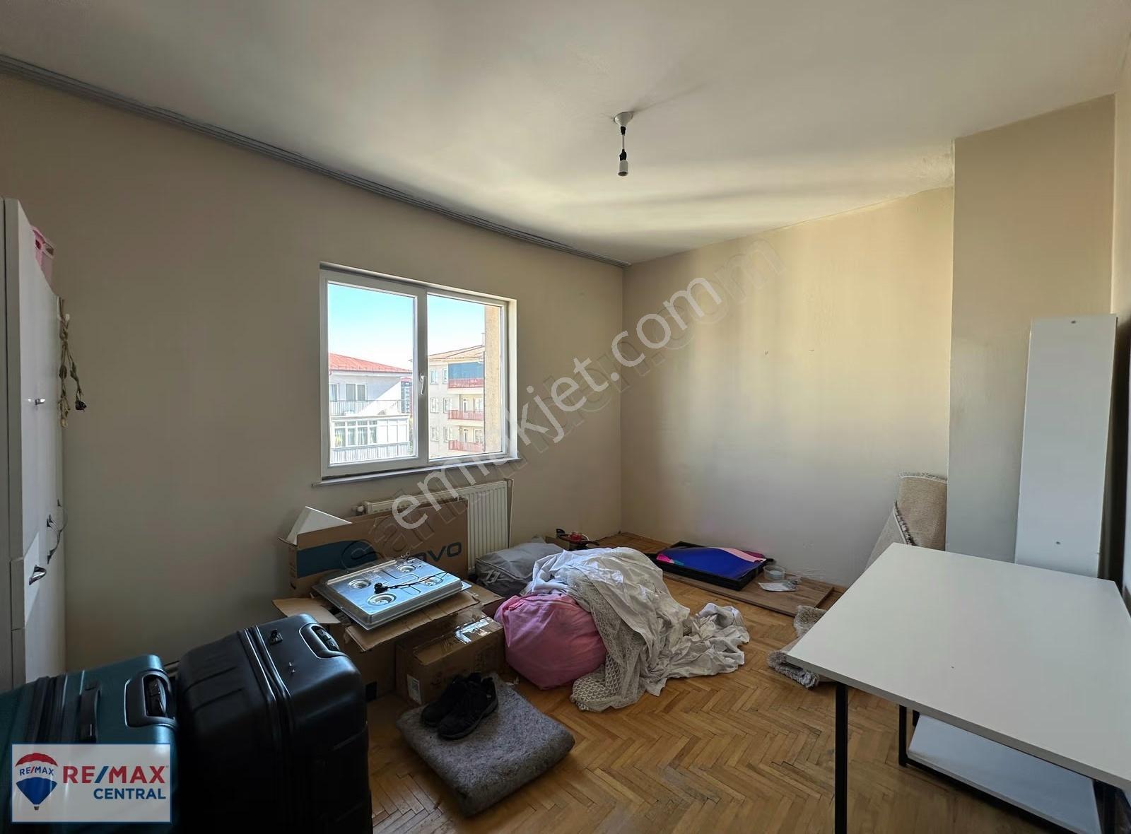 Re/max Central'dan Kızılırmak Mah.'de Site İçi 3+1 Satılık Daire - Görsel 13