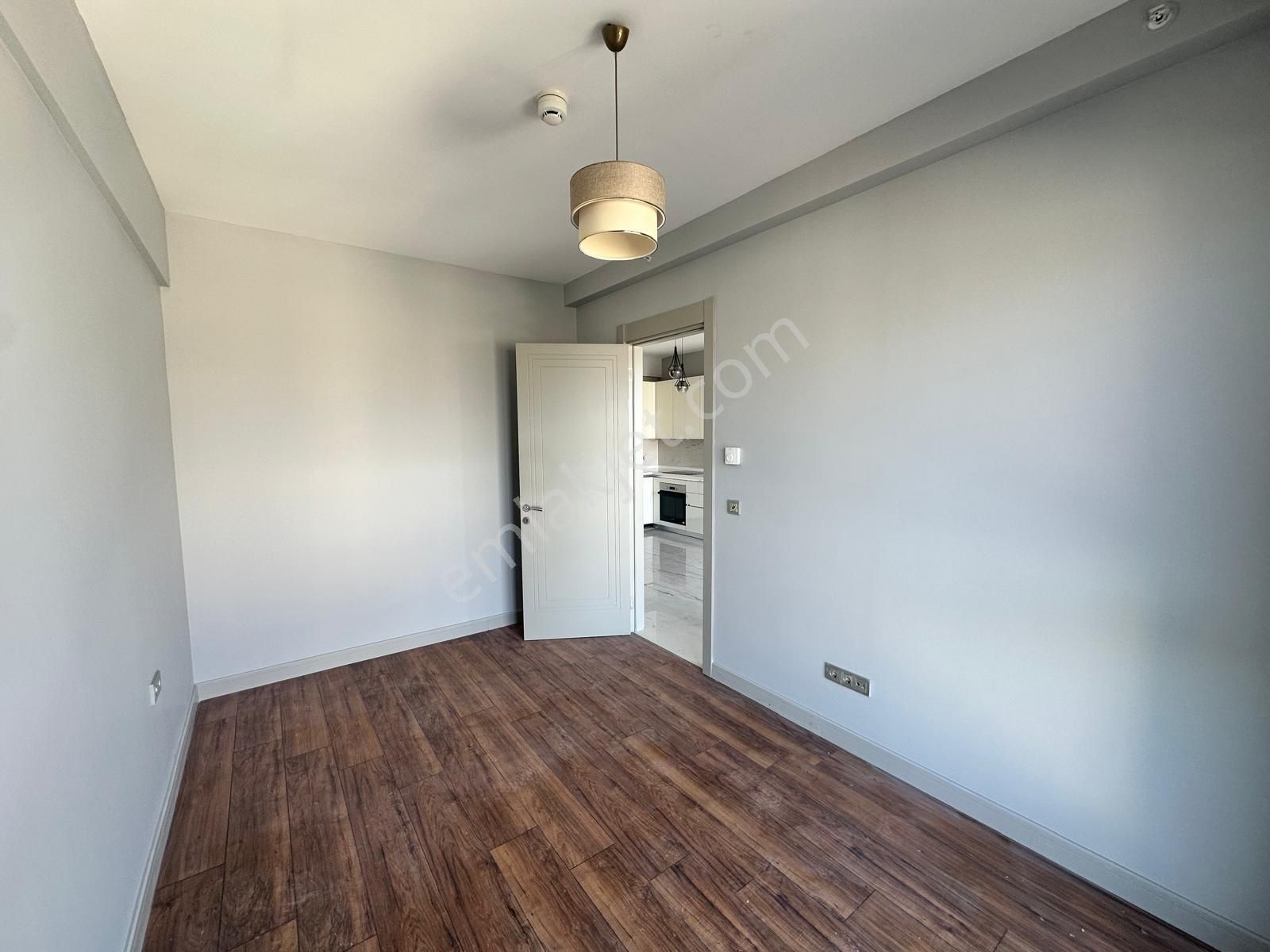 Seeworld Sinpaş Metrolife 1+1 Dekorlu Teras+ Balkonlu Metro Life - Görsel 14