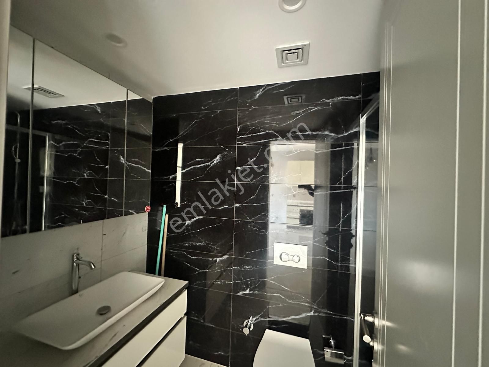 Seeworld Sinpaş Metrolife 1+1 Dekorlu Teras+ Balkonlu Metro Life - Görsel 18