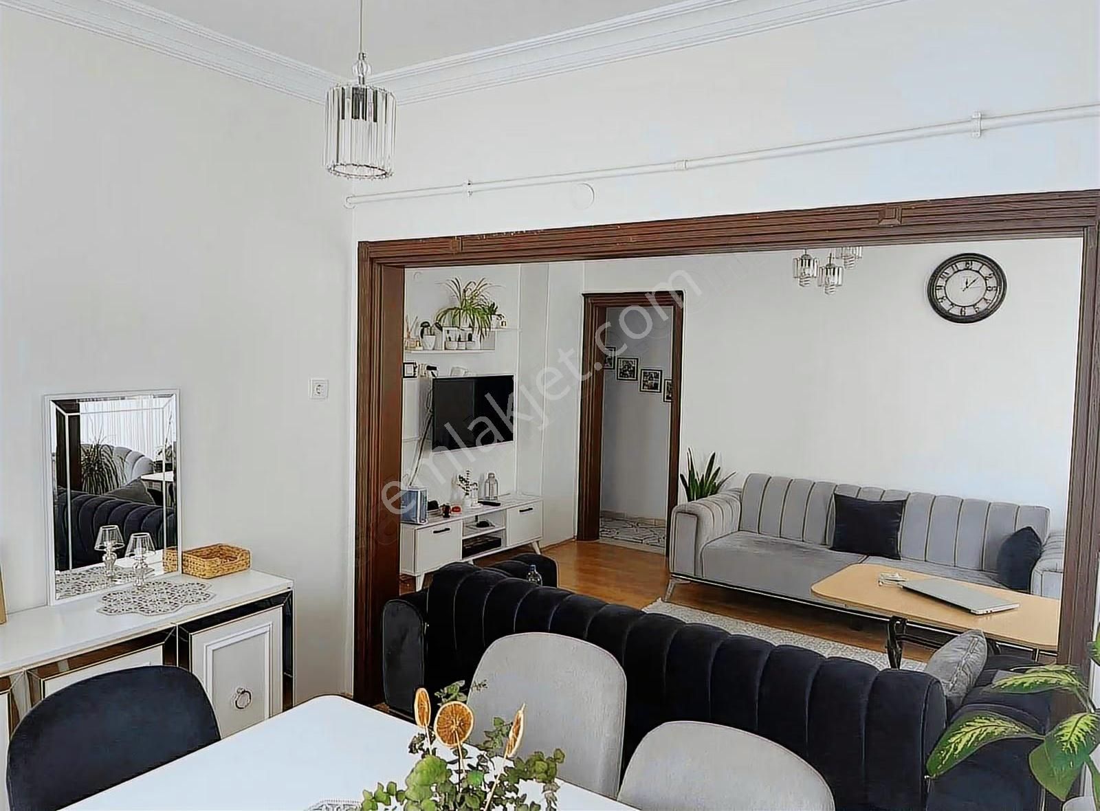Andaç Emlak' Tan Süper Konumda 2+1 Net 95m² 3.kat Daire ! - Görsel 2