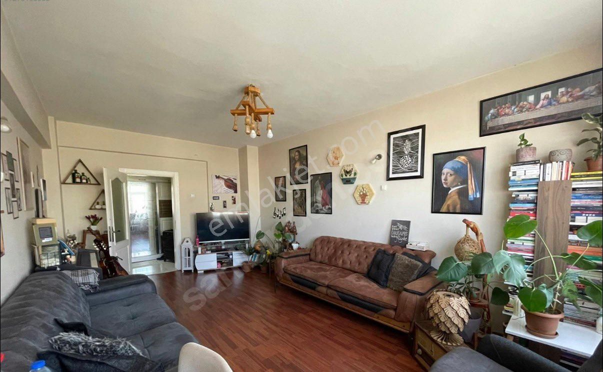 Hürriyet Mahallesinde İci Temiz Satılık Daire - Görsel 11