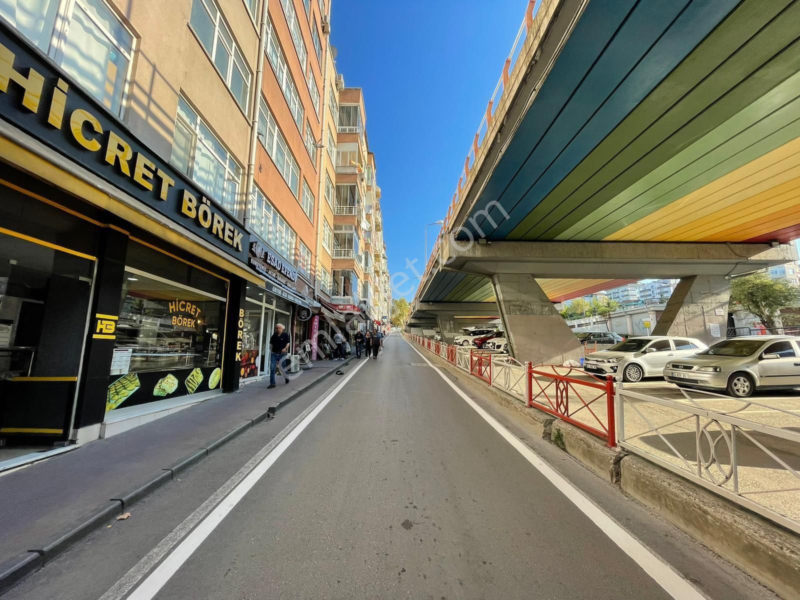 Hürriyet Mahallesinde İci Temiz Satılık Daire - Görsel 27