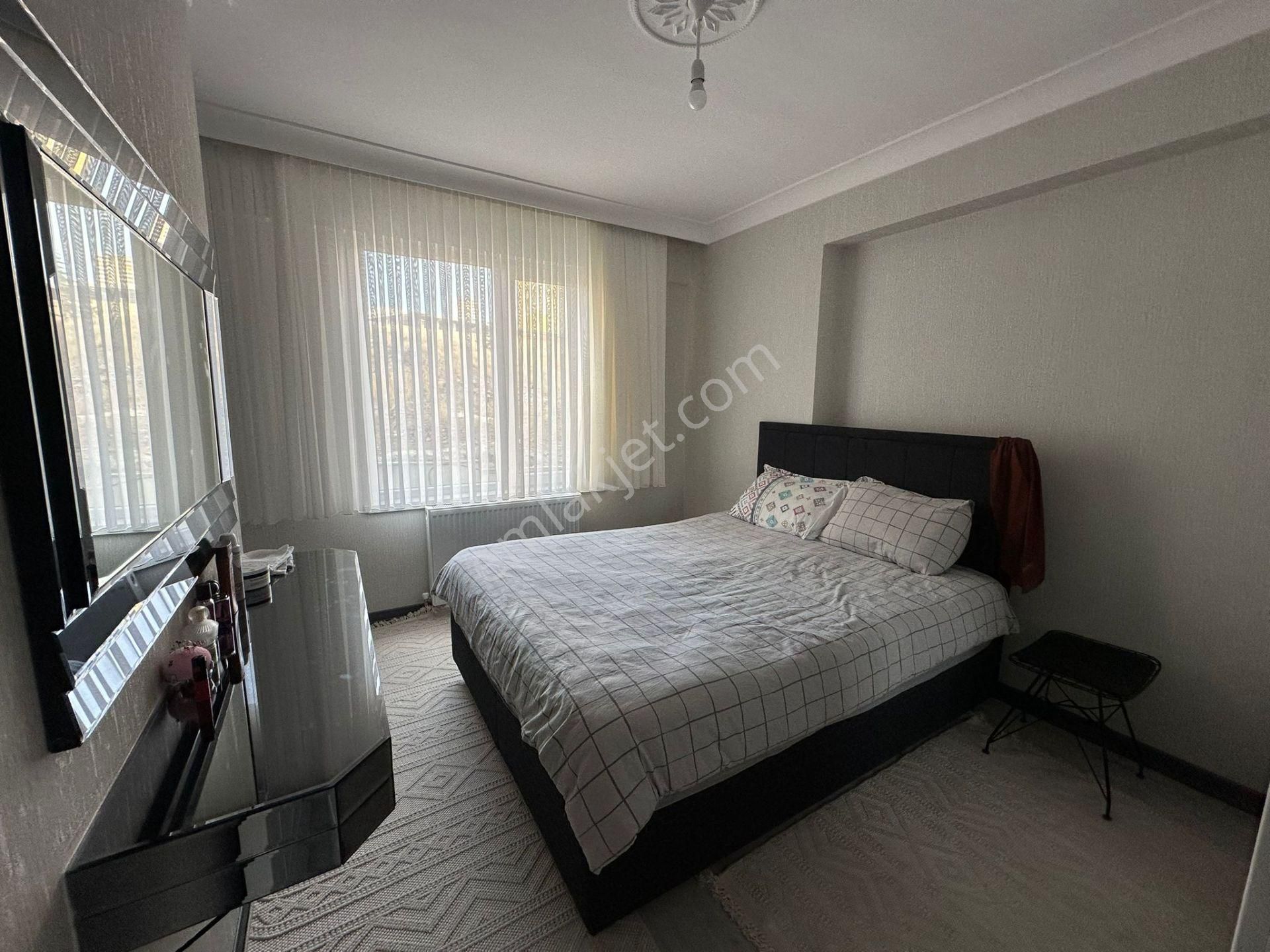 Başpınar'da Full Yapılı Çok Katlı Binada 3+1 2.katta Satılık Daire !! - Görsel 24