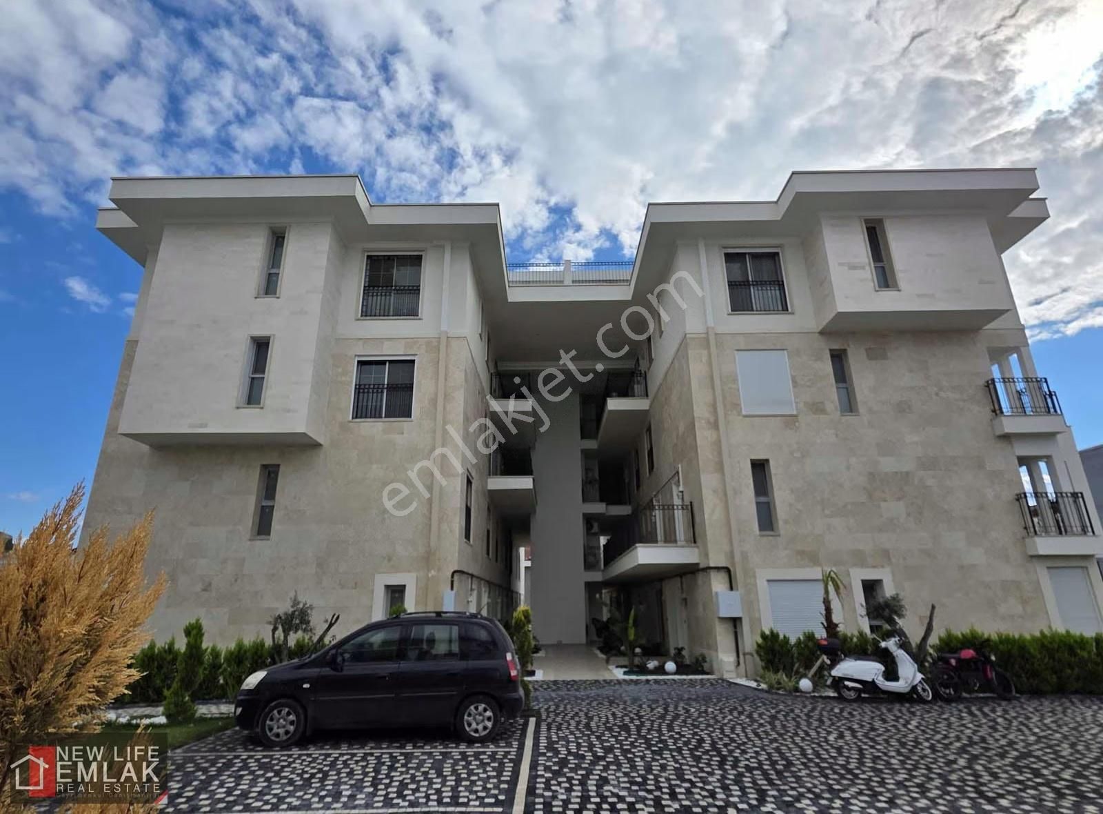 Kuşadası Panoramik Deniz Manzaralı Daire - Görsel 17