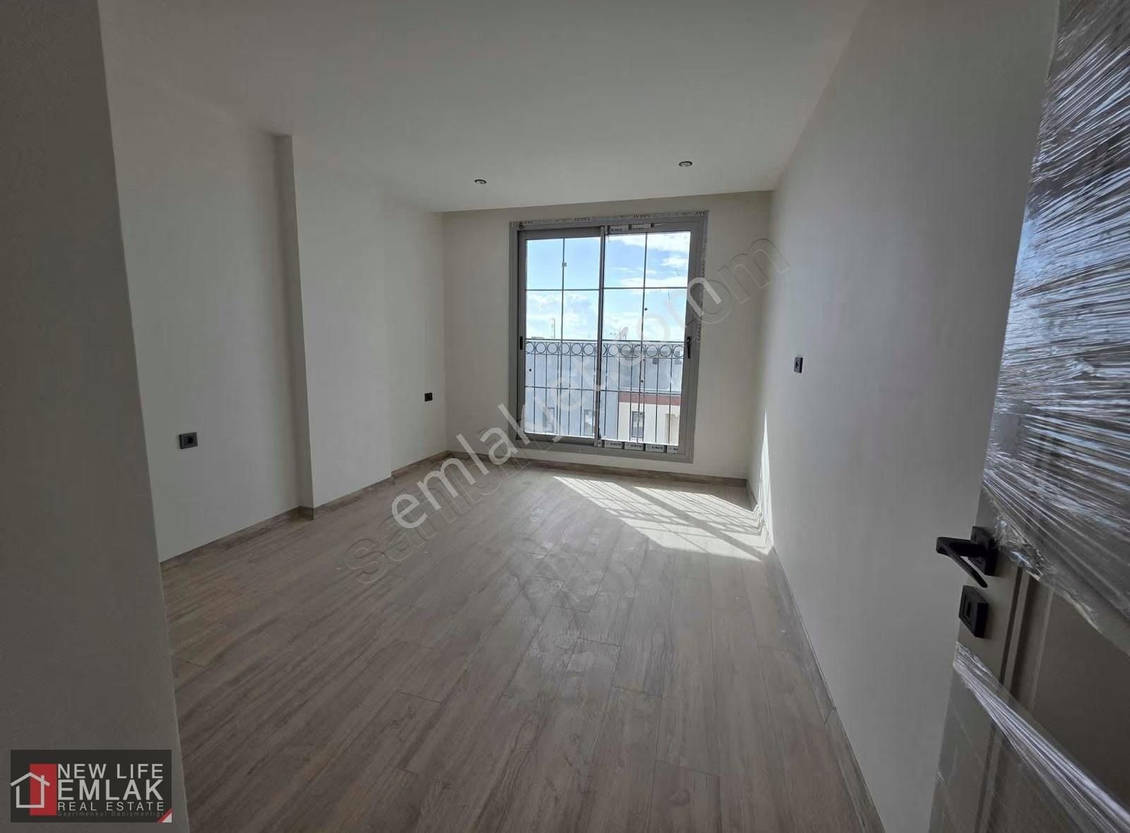 Kuşadası Panoramik Deniz Manzaralı Daire - Görsel 9