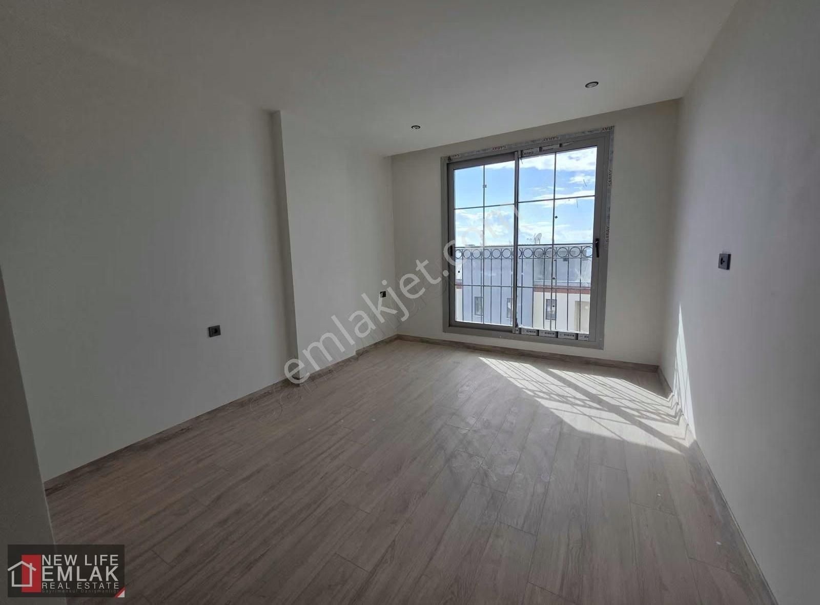 Kuşadası Panoramik Deniz Manzaralı Daire - Görsel 16