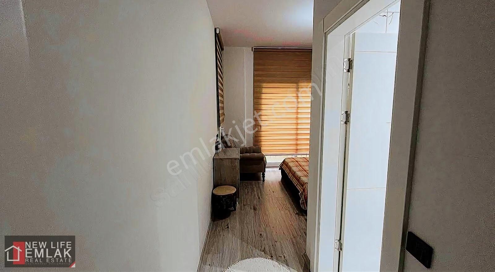 Kuşadasında Eşyalı Satılık 2+1 Bahçe Katı Daire - Görsel 17