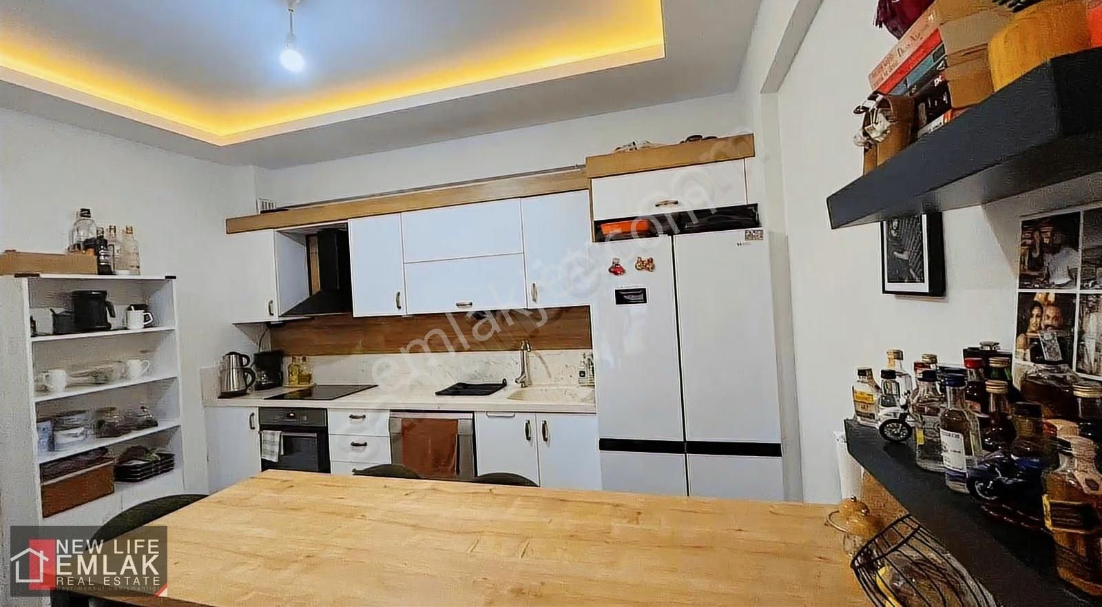 Kuşadasında Eşyalı Satılık 2+1 Bahçe Katı Daire - Görsel 18