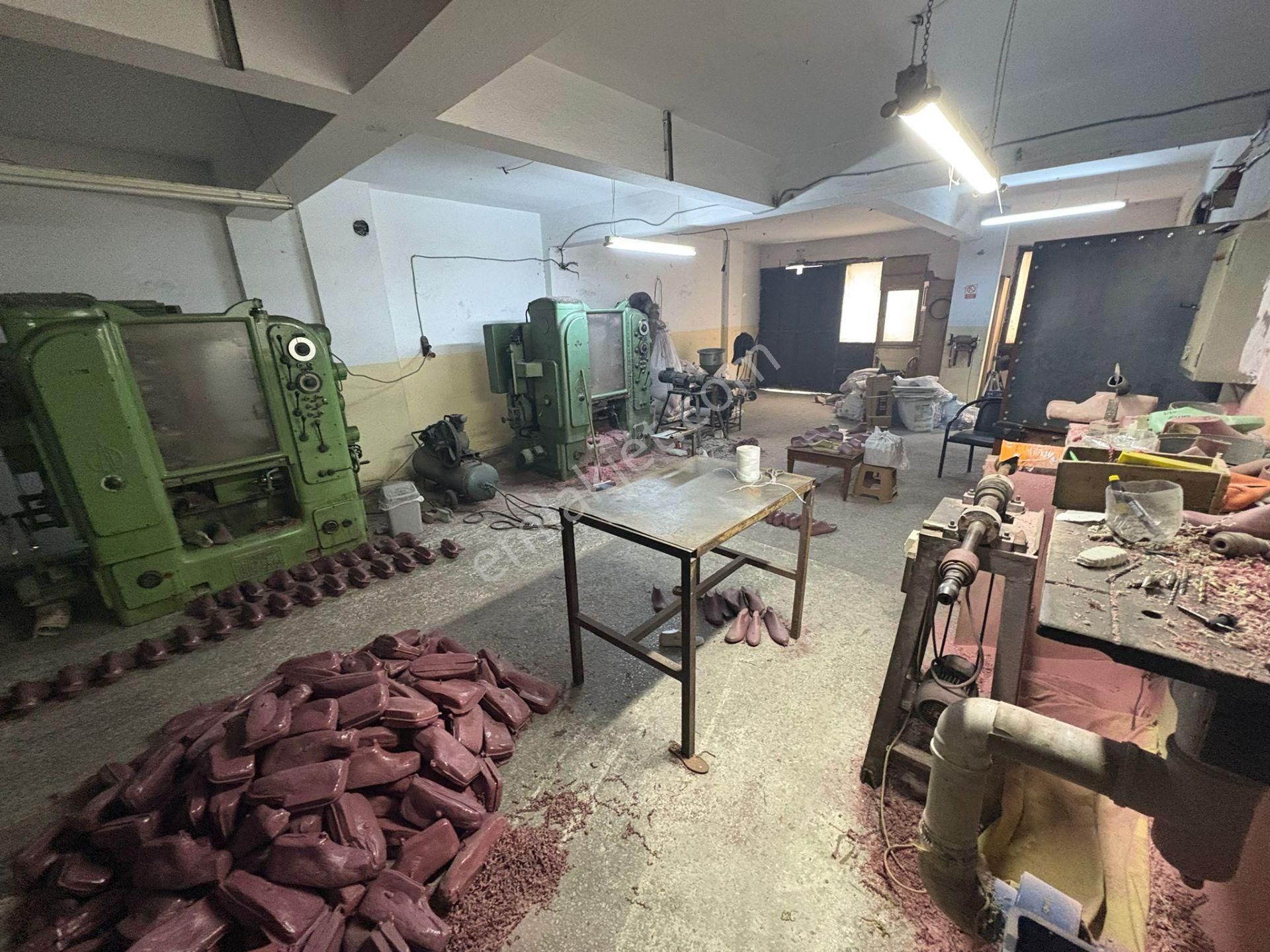 Aydın İnş. Sanayi İçinde 150m2 3.kat Dükkan Her İşe Uygun