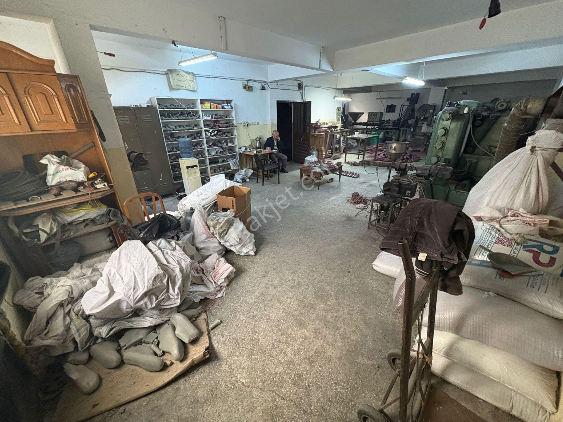 Aydın İnş. Sanayi İçinde 150m2 3.kat Dükkan Her İşe Uygun - Görsel 2