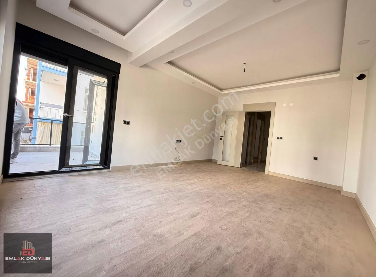 Sinan Mah.ışıklara Denize Yürüme Mesafesi Ayrı M.2+1 95m2 Daire - Görsel 15