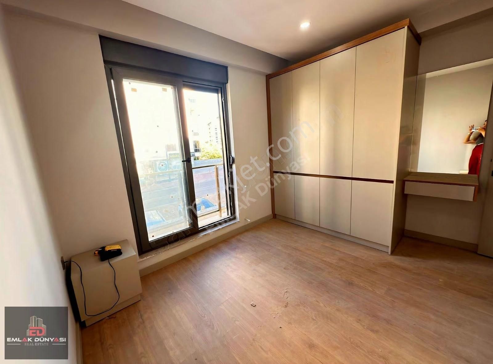 Kızıltoprak Mah.katta Panjur Vestiyer Ekstralı 1+1 Sıfır Daire - Görsel 11